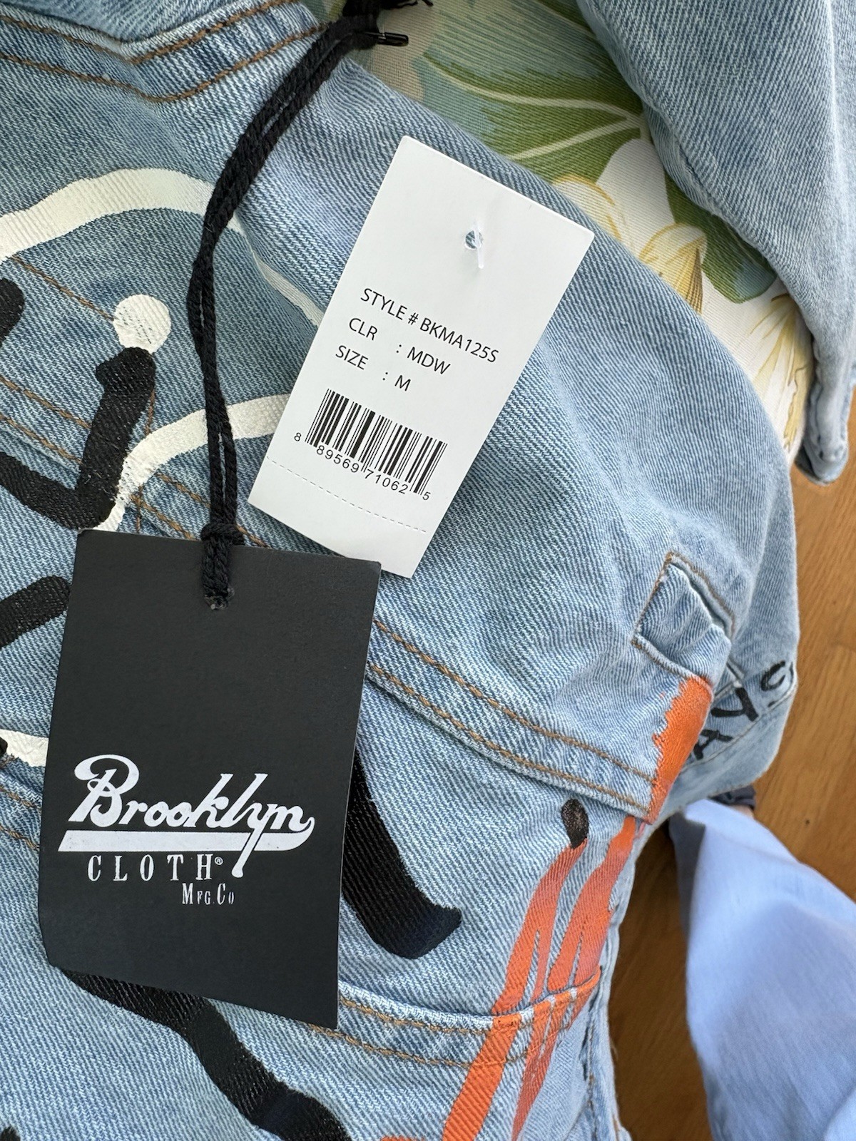 Brooklyn Cloth Men’s Blue Graphic Painted Jean Jacket Trucker Style Size M