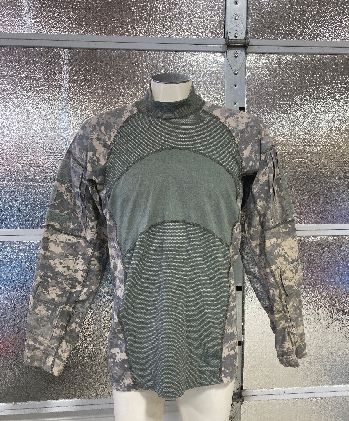 Massif Mountain Gear Long Sleeve Shirt – Mens M – Camo Army Combat Tactical