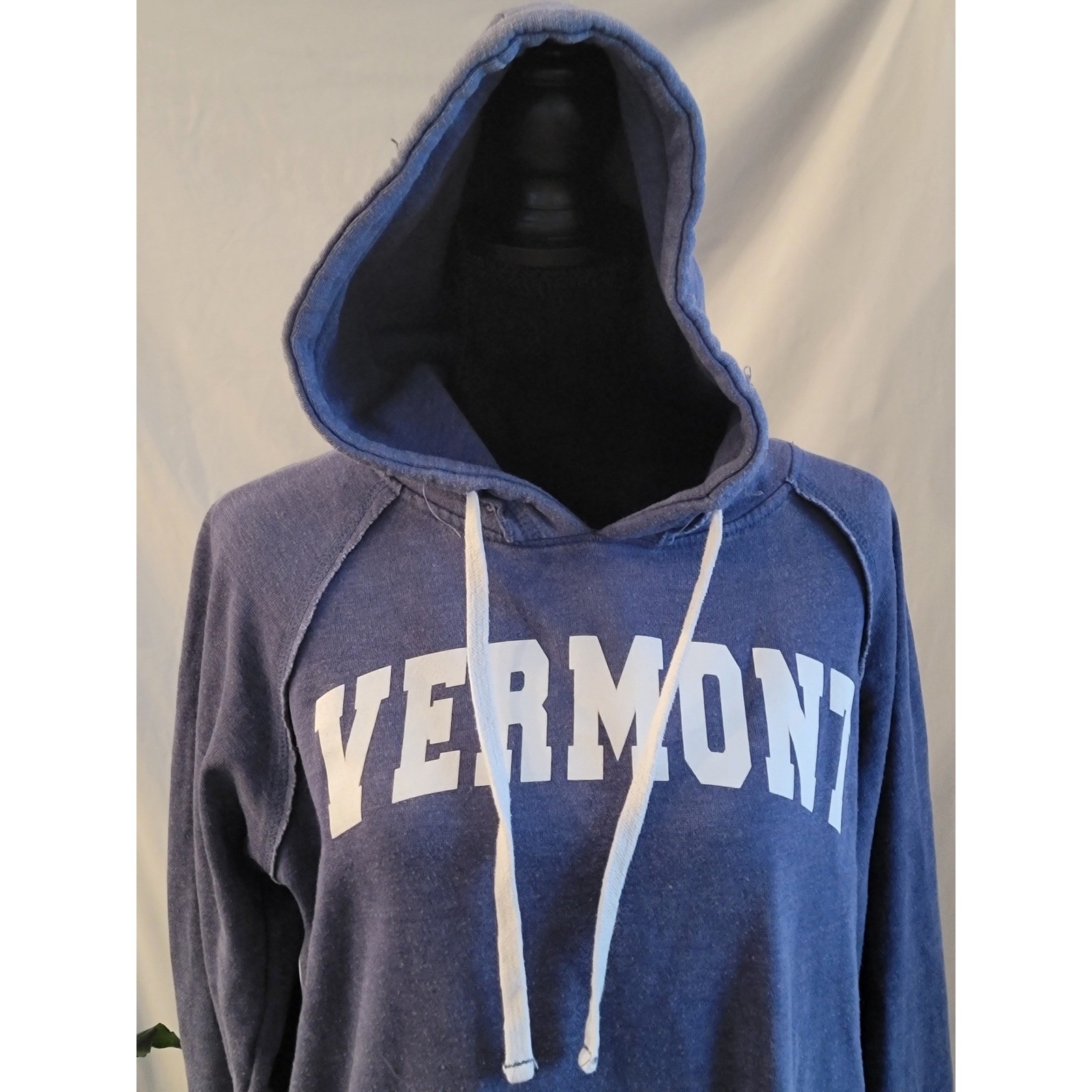 Relaxx Vermont Graphic Hoodie Blue Distressed Raw Edge Pullover Mens XL