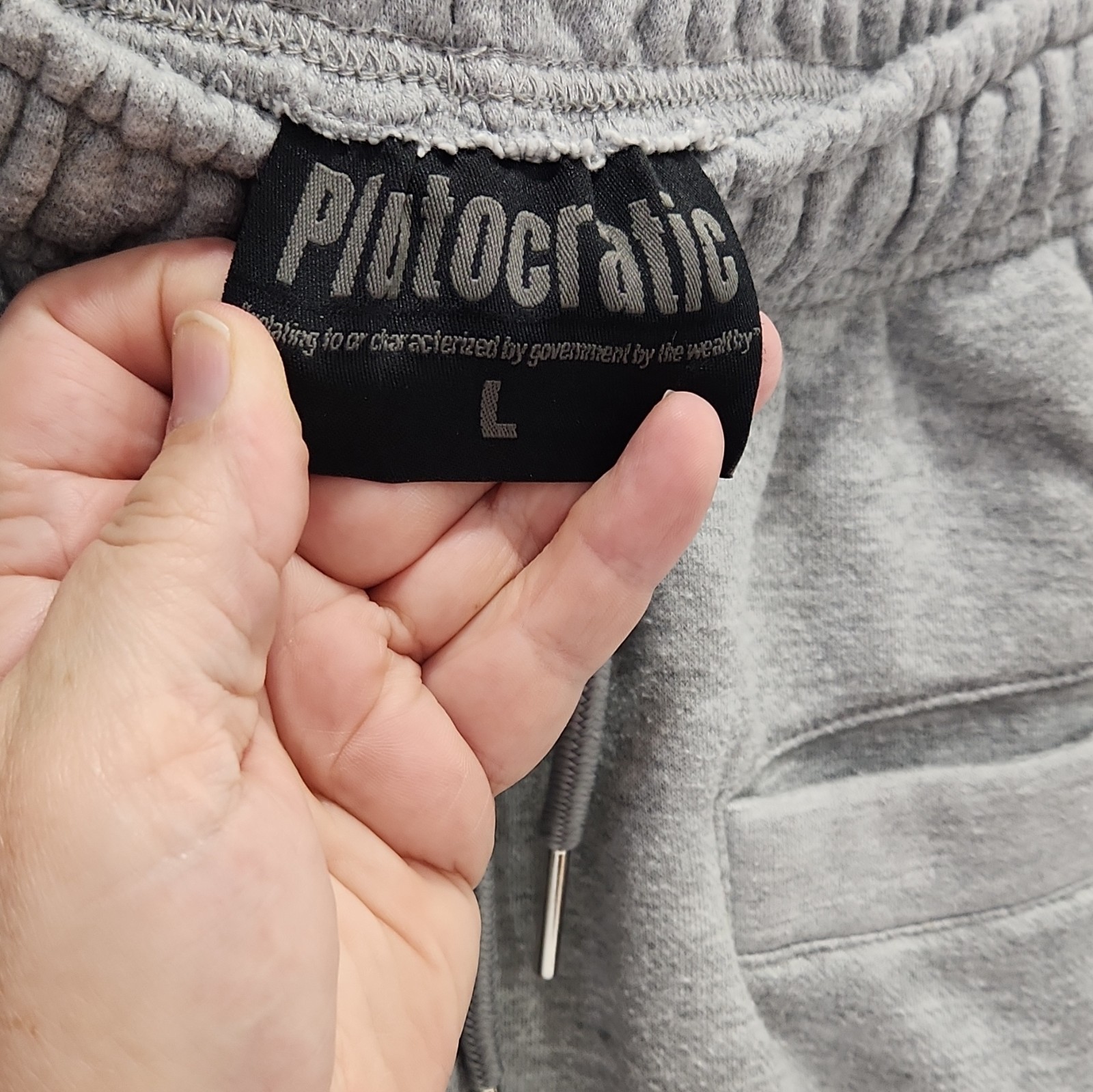 PlatoCratic Men’s Gray Fleece Sweatpants L Drawstring Pockets Straight Leg