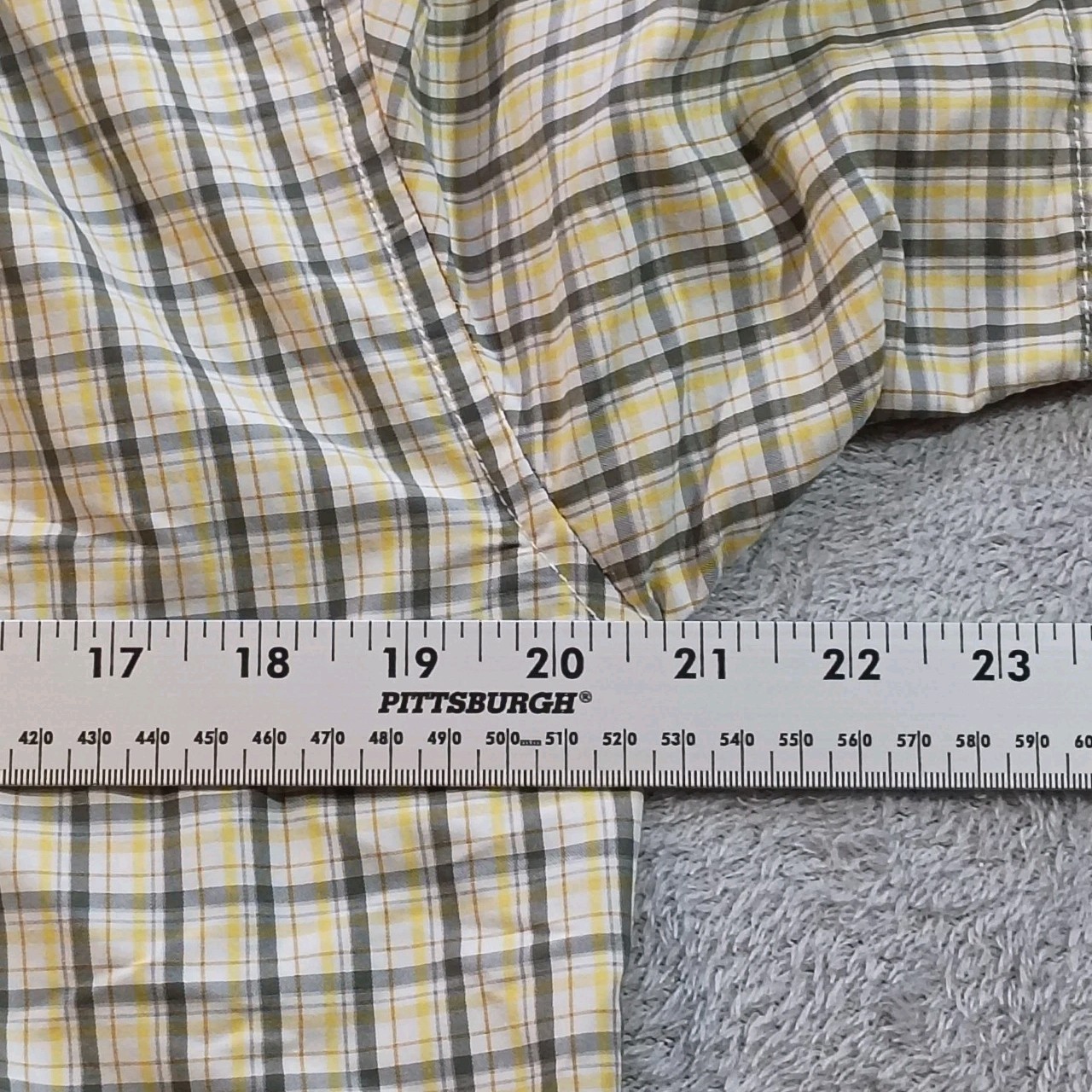 Eddie Bauer Travex Button Up Shirt Mens Small Yellow Gray Plaid Short Sleeve