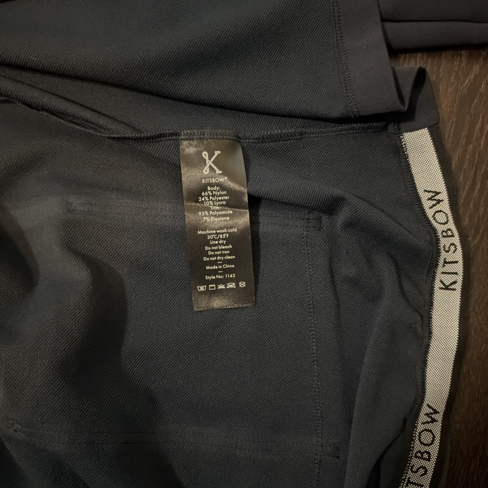 Brand New Kitsbow Men’s Cycling Origin Long Sleeve Jersey Navy Blue Size Small
