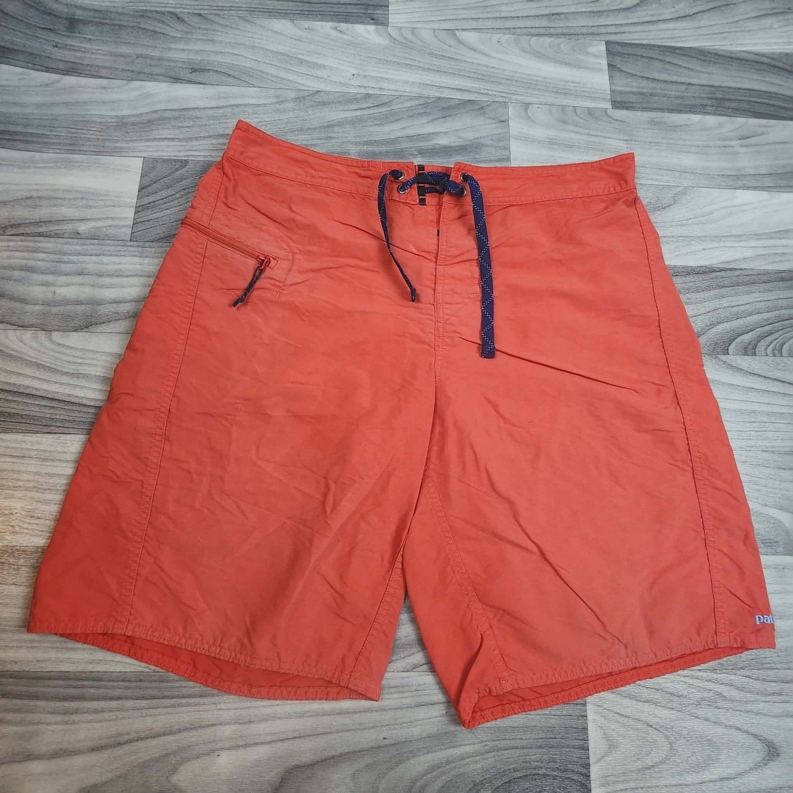 Patagonia Board Shorts Mens 34 Orange Nylon Lace Up Side Pocket Swim Trunks