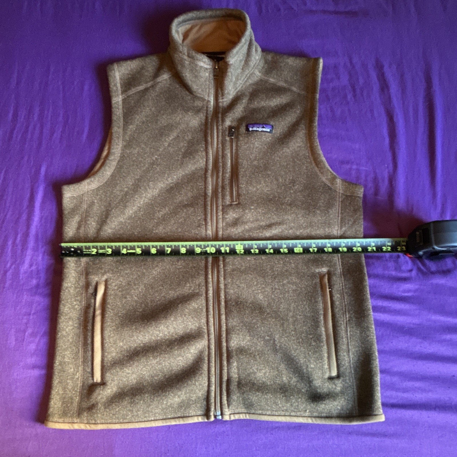 Patagonia Men’s M coriander brown Full Zip Vest w/ Pockets Stand-Up Collar Logo