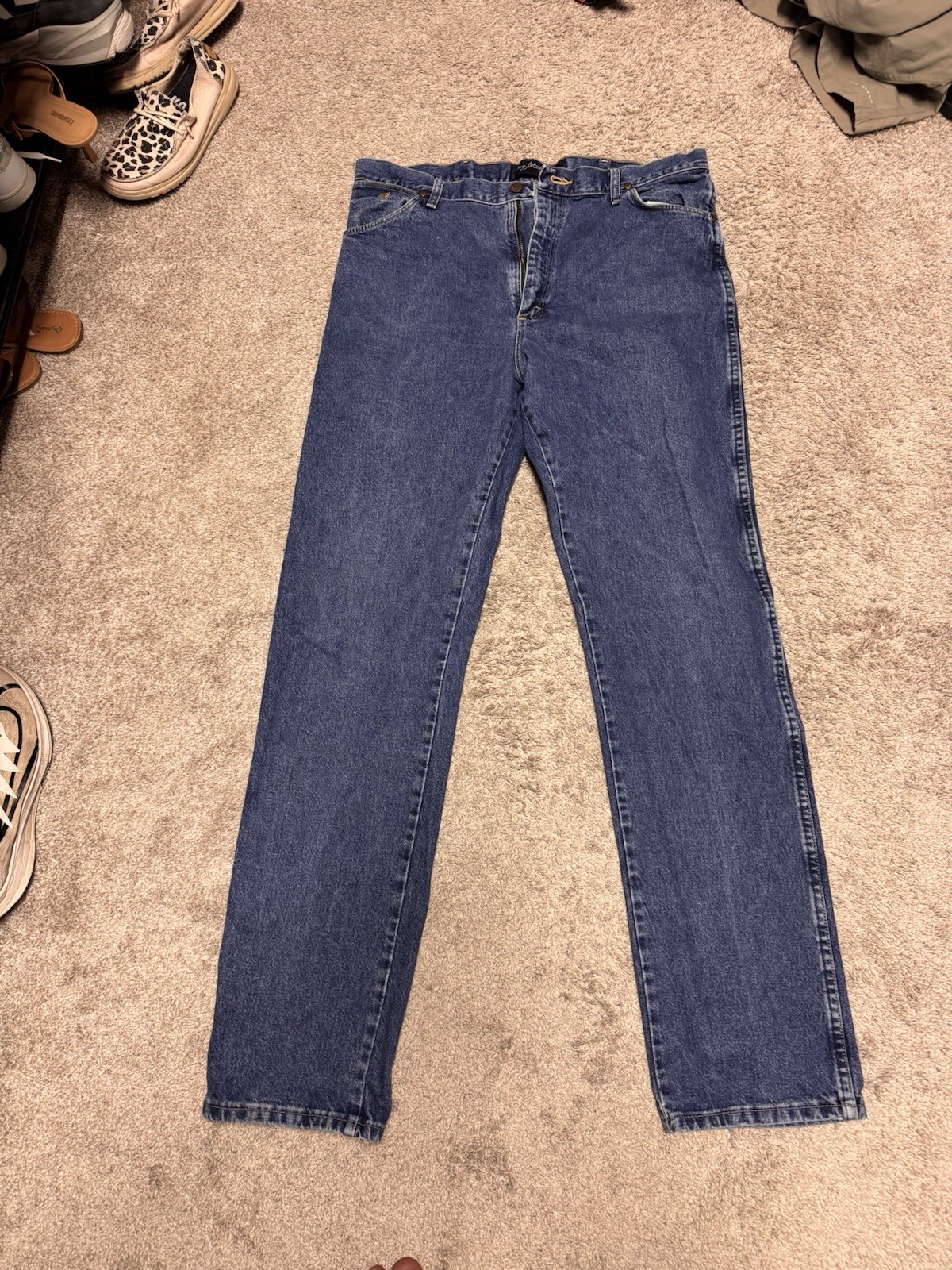 Wrangler Cowboy Cut Men’s Blue Denim Straight Jeans Medium Wash Mid Rise
