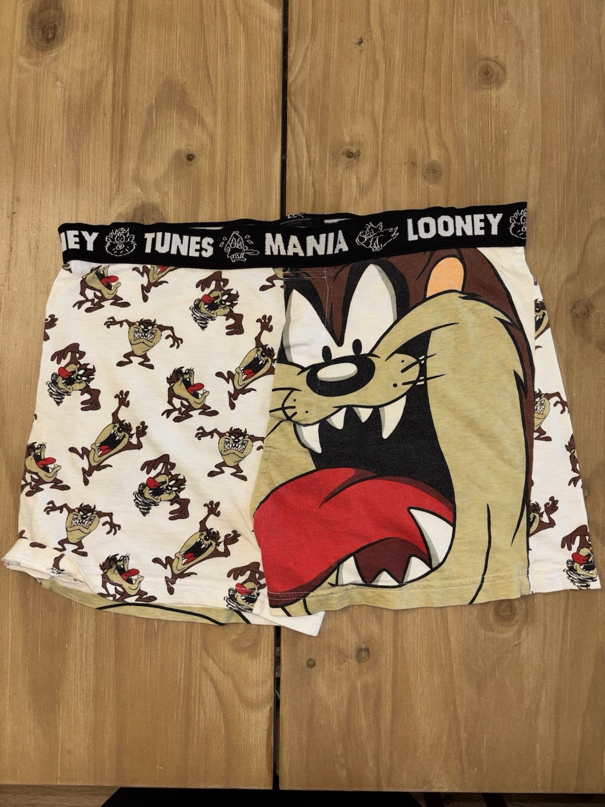 Vintage 1996 Looney Tunes Taz Boxer Shorts Size S 28-30 All Over Print
