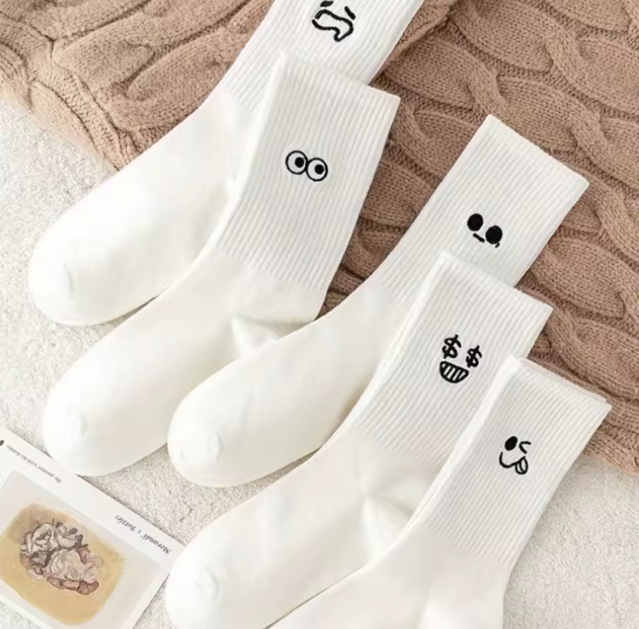5 Pairs White Crew Socks Cute Smiley Face Embroidered Soft Casual Womens Mens
