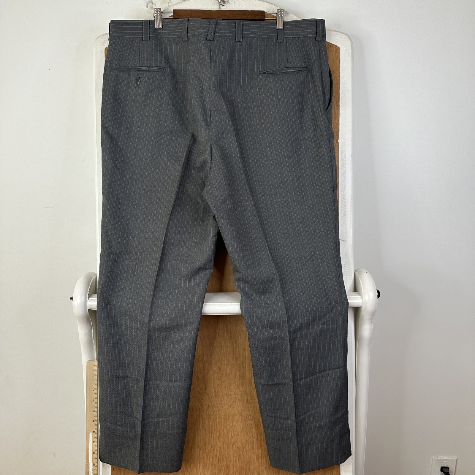 VTG 1960s Suit Mens 44L Gray Pinstripe 2 Button Wool Pants 42×31 Canvas 3 Piece