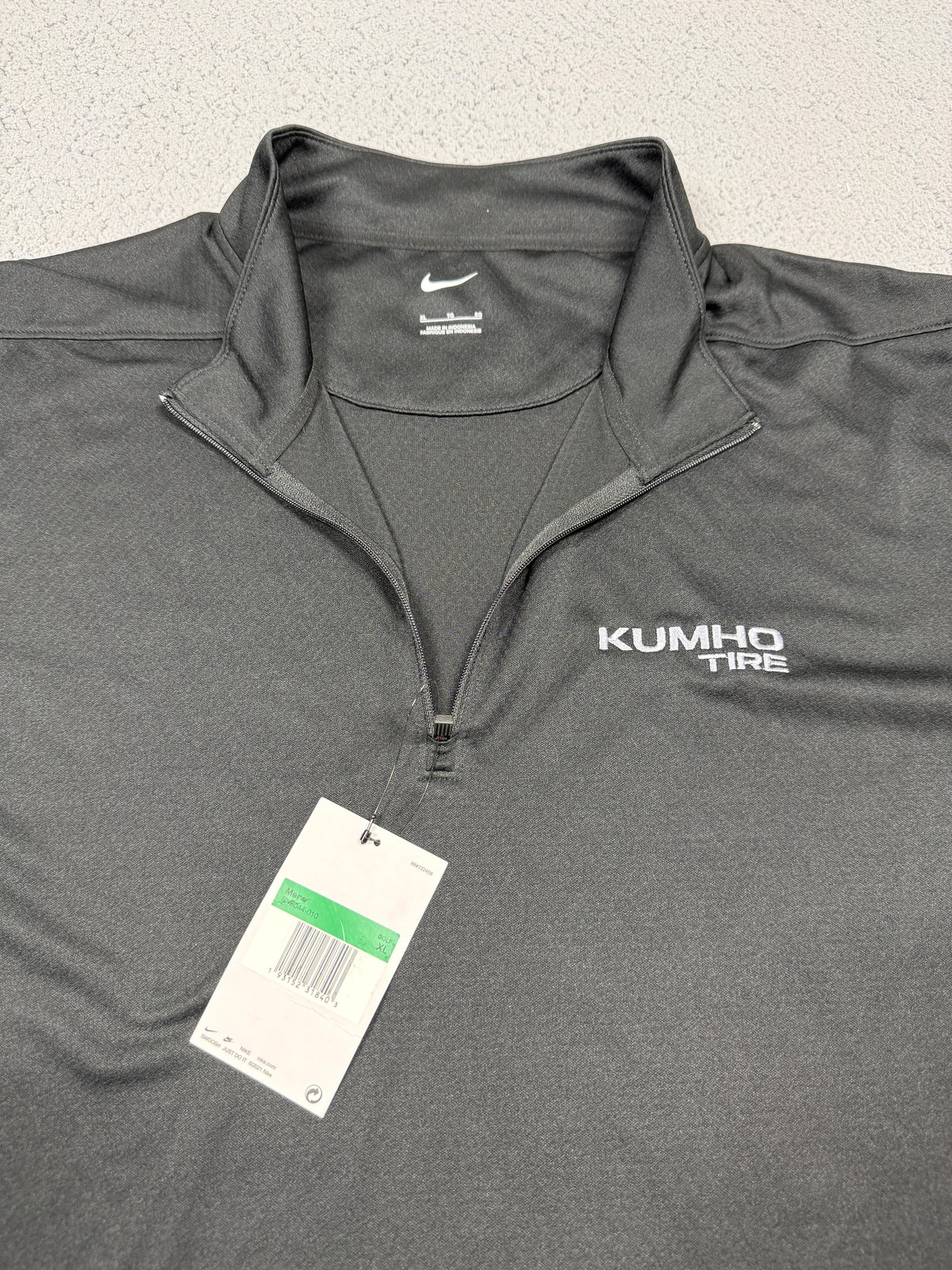 NWT Nike Pullover Mens XL Black 1/4 Zip Long Sleeve Kumho Tire Performance Top