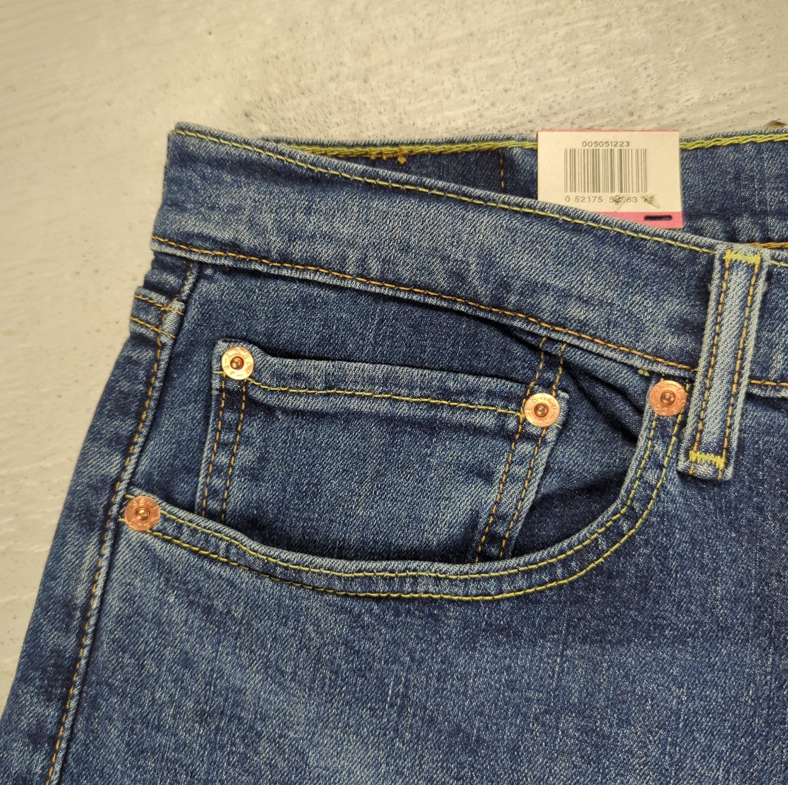 Levi’s 505 Men’s Jeans 36×30 Blue Stretch Denim Regular Fit New
