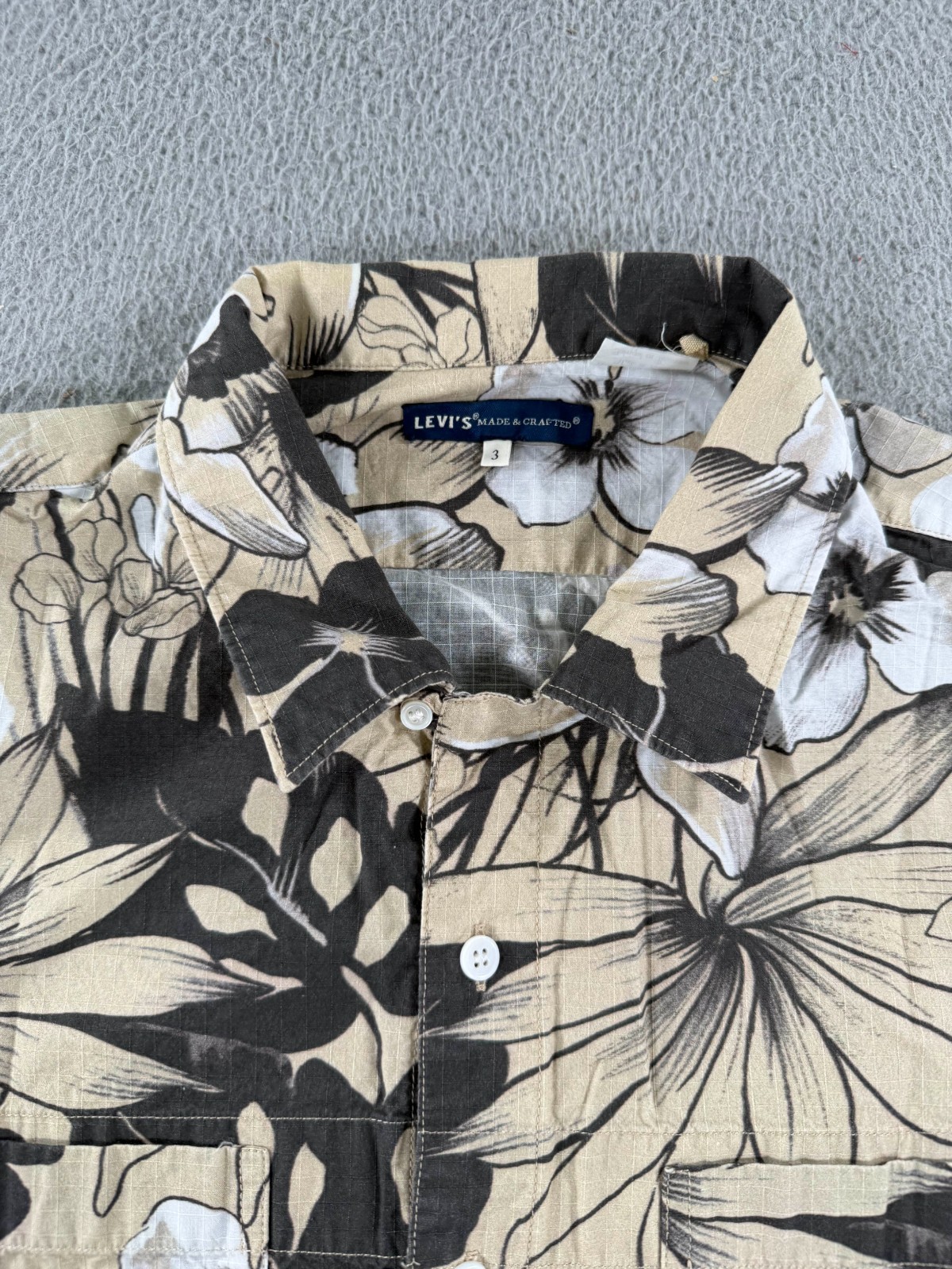 Levi’s Made & Crafted Hawaiian Shirt Men’s 3 Beige Floral Short Sleeve Button Up