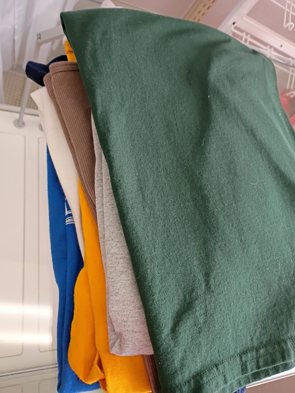 Lot Of 5 Pounds Mix Color Fibers Large To XL T Shirts Multiple Types Men’s And W