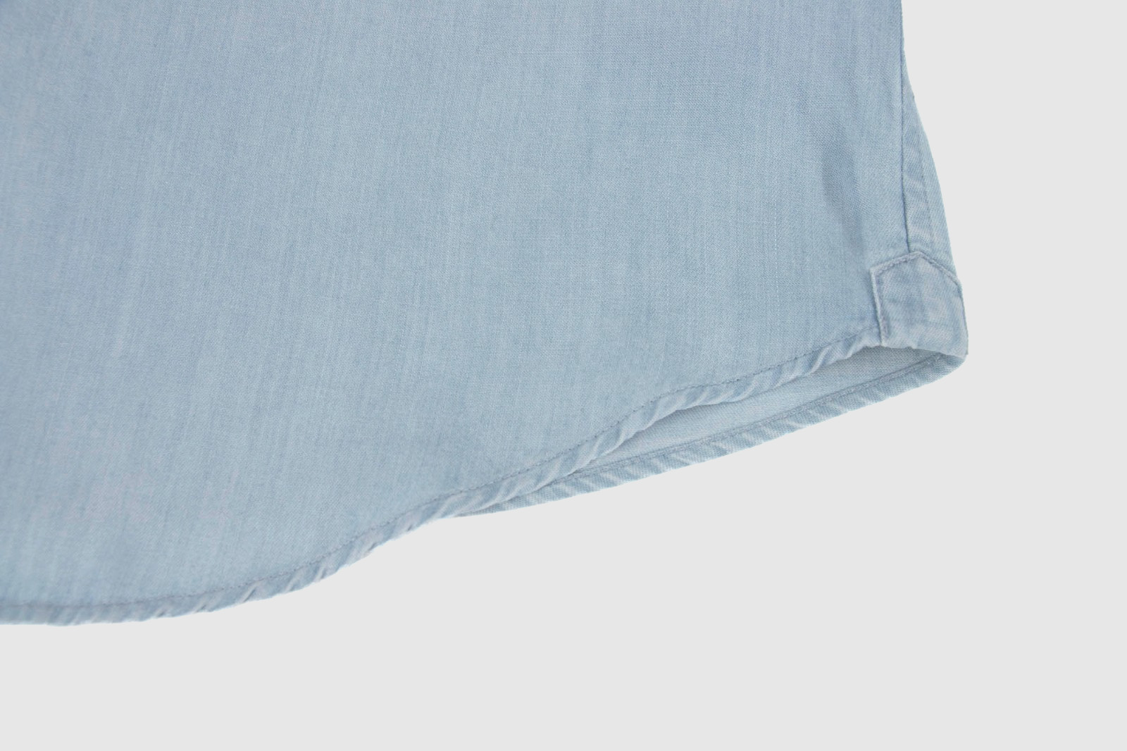 NWT Brunello Cucinelli Men’s “Basic Fit” Denim Chambray Button-Down Shirt A258