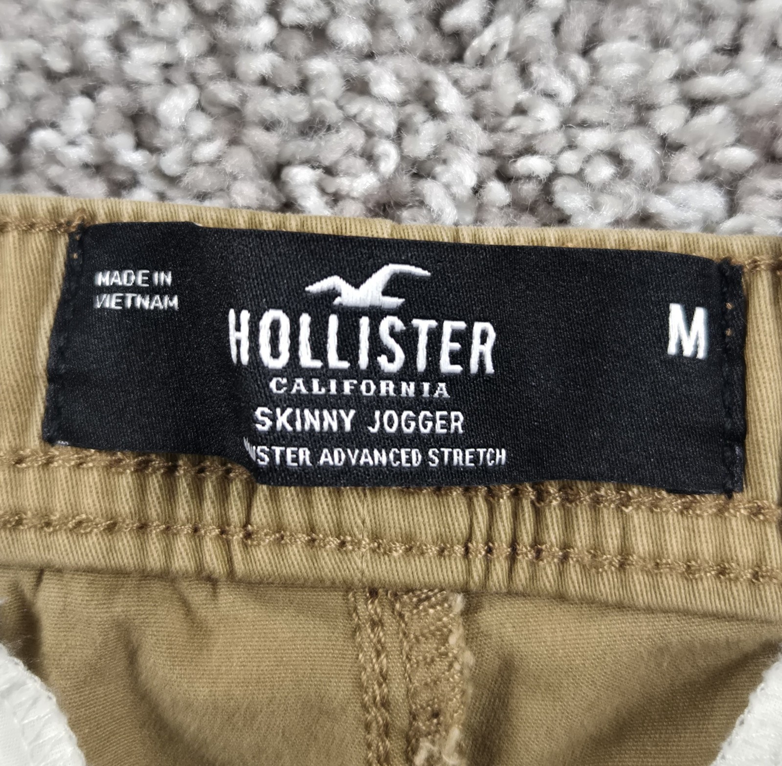 Hollister Pants Men’s Medium Advanced Stretch Super Skinny Jogger Tan Brown NWT