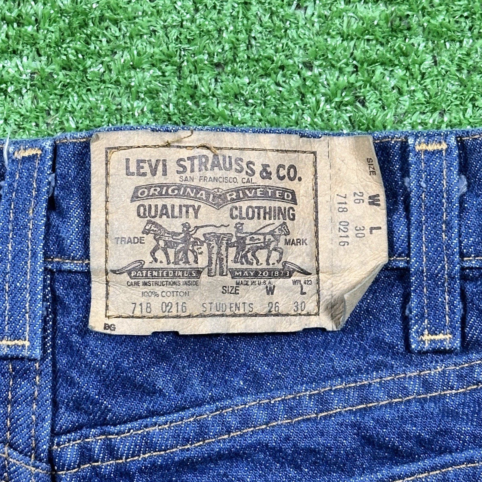 Vintage 80s Levis 718 Students Orange Tab Jeans Made in USA 26×30 Dark Wash