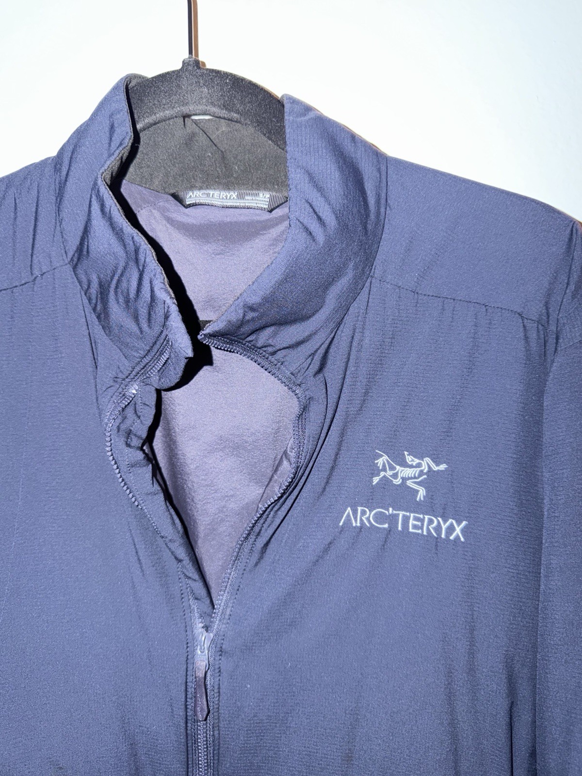 Arc’teryx Navy Full Zip Stand-Up Collar Mid-Length Jacket Men’s Size L