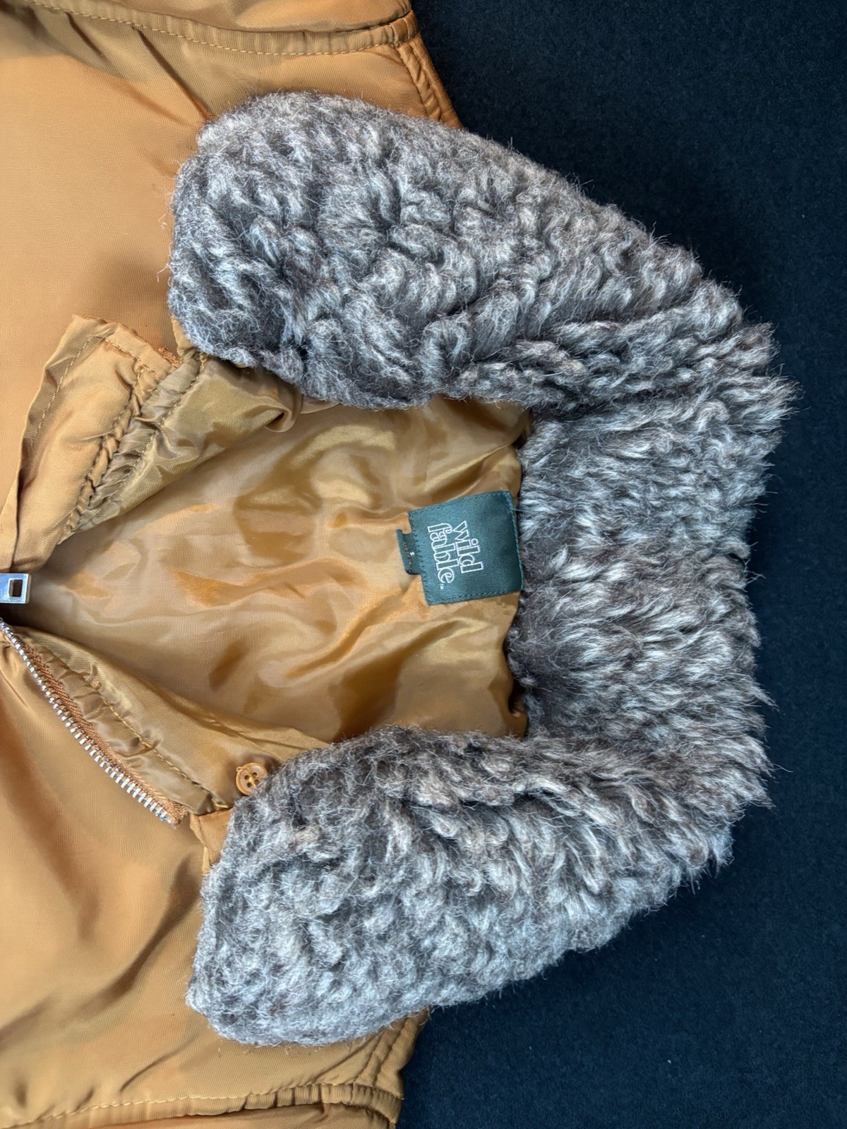 Wild Fable Tan Bomber Jacket Size S Lined Zip/Snap Faux Fur Collar