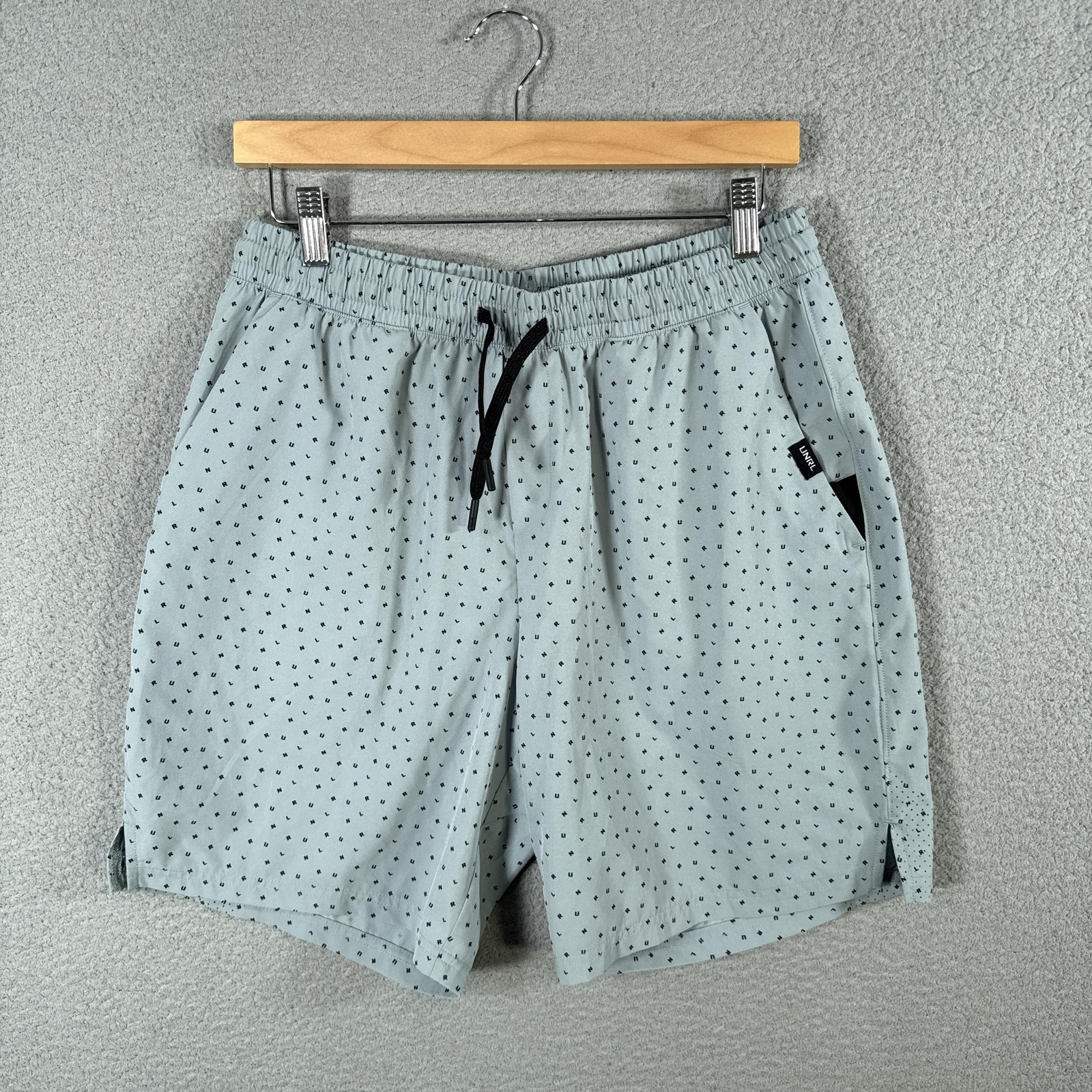 UNRL Stride Shorts Mens Large Gray Scramble Cadet 8in Linerless Drawstring