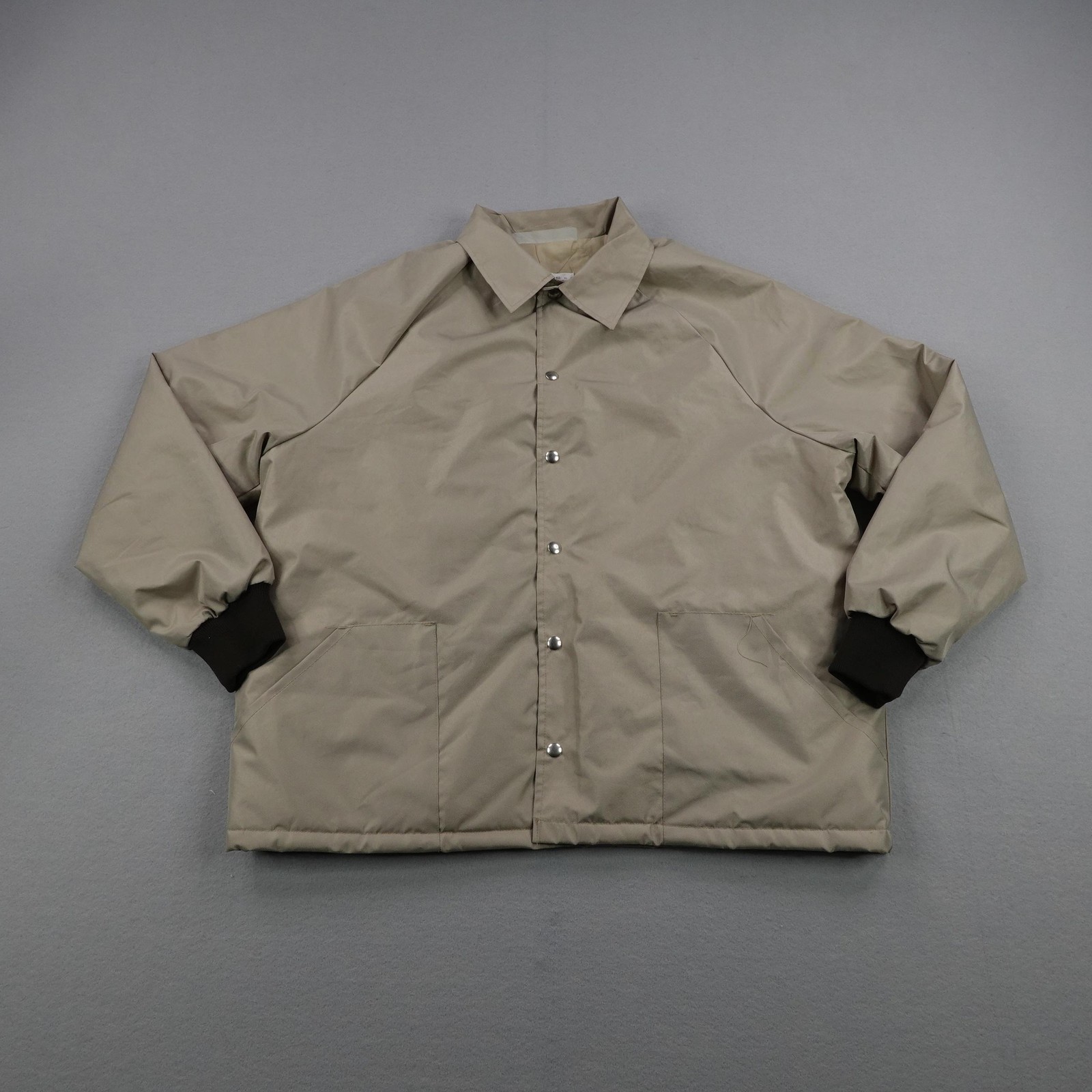Vintage CALPIA Jacket Mens XL Beige Tan Quilted Hospital Snap Up Puffer Coat