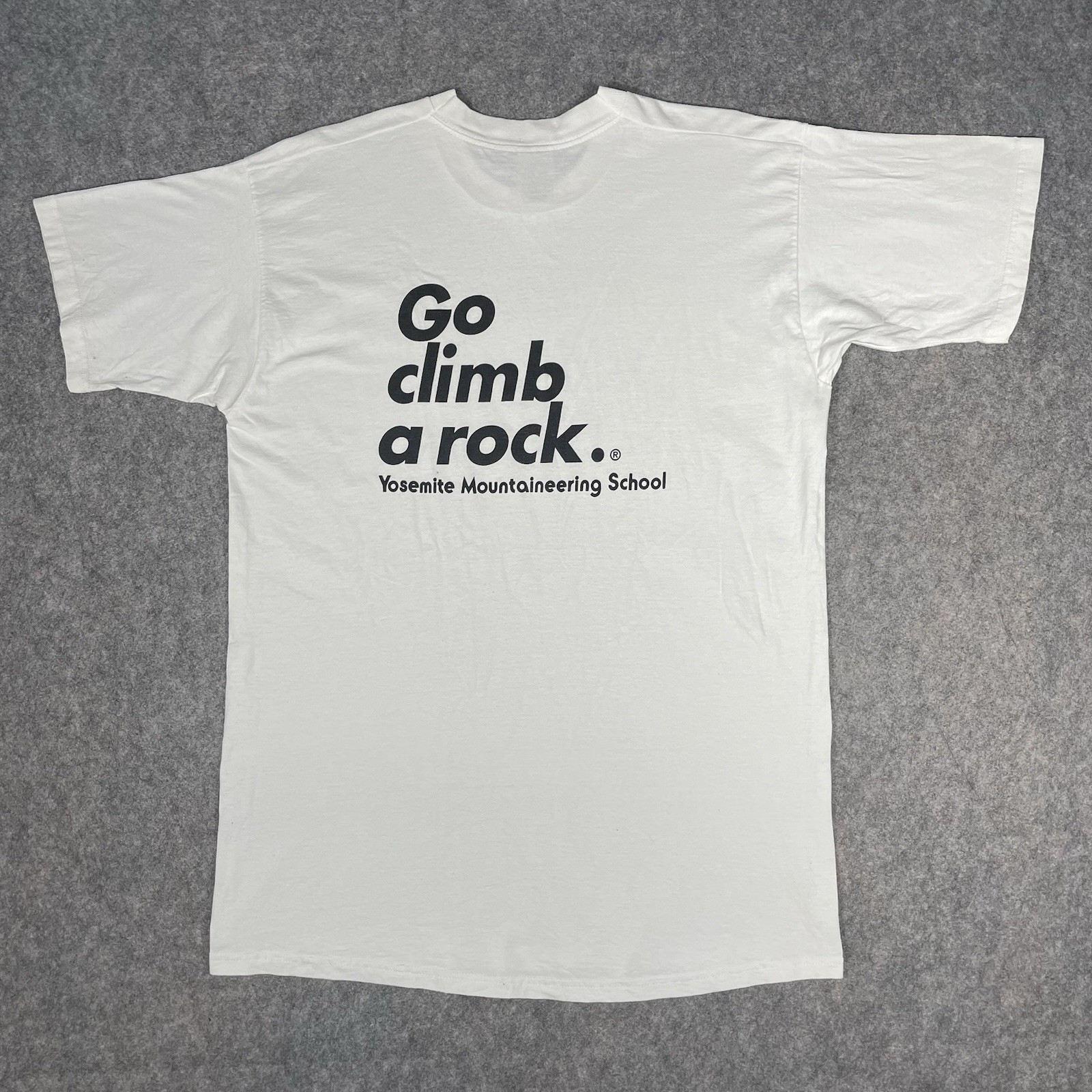 VTG Yosemite Mountaineering School Go Climb A Rock T-Shirt Mens XL White 90s