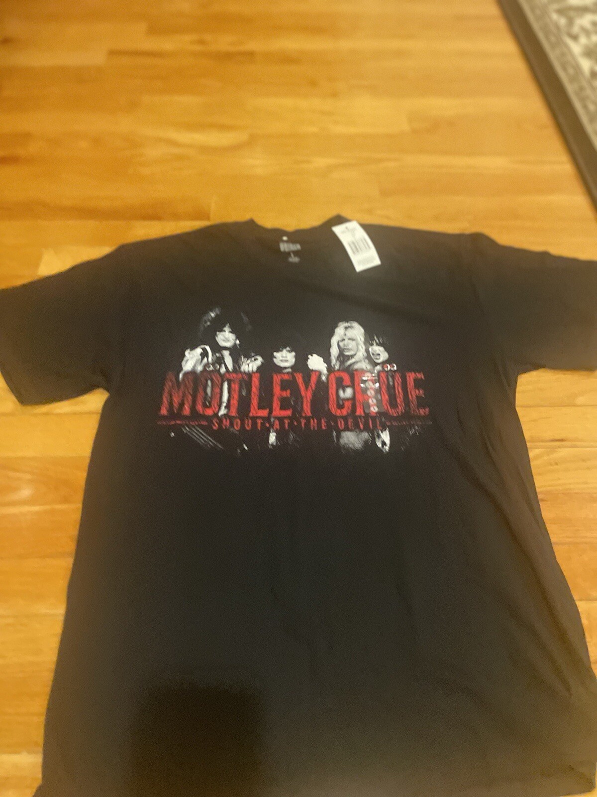 Motley Crue Shout .at .the Devil T Shirt Size Large Brisco Apparel