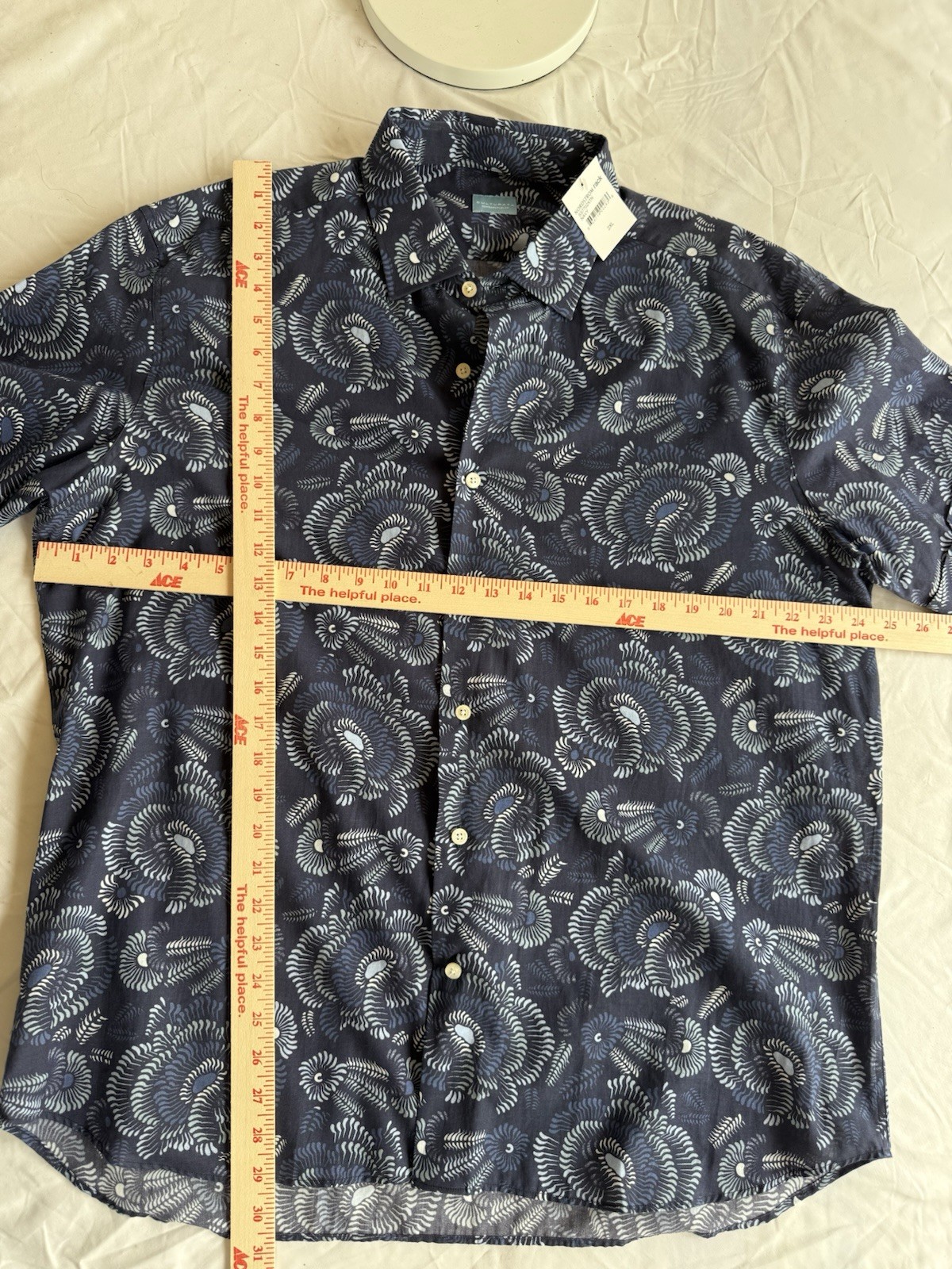 Guayabera Contemporary Fit Men’s 2XL Blue Floral Short Sleeve Button-Up Shirt