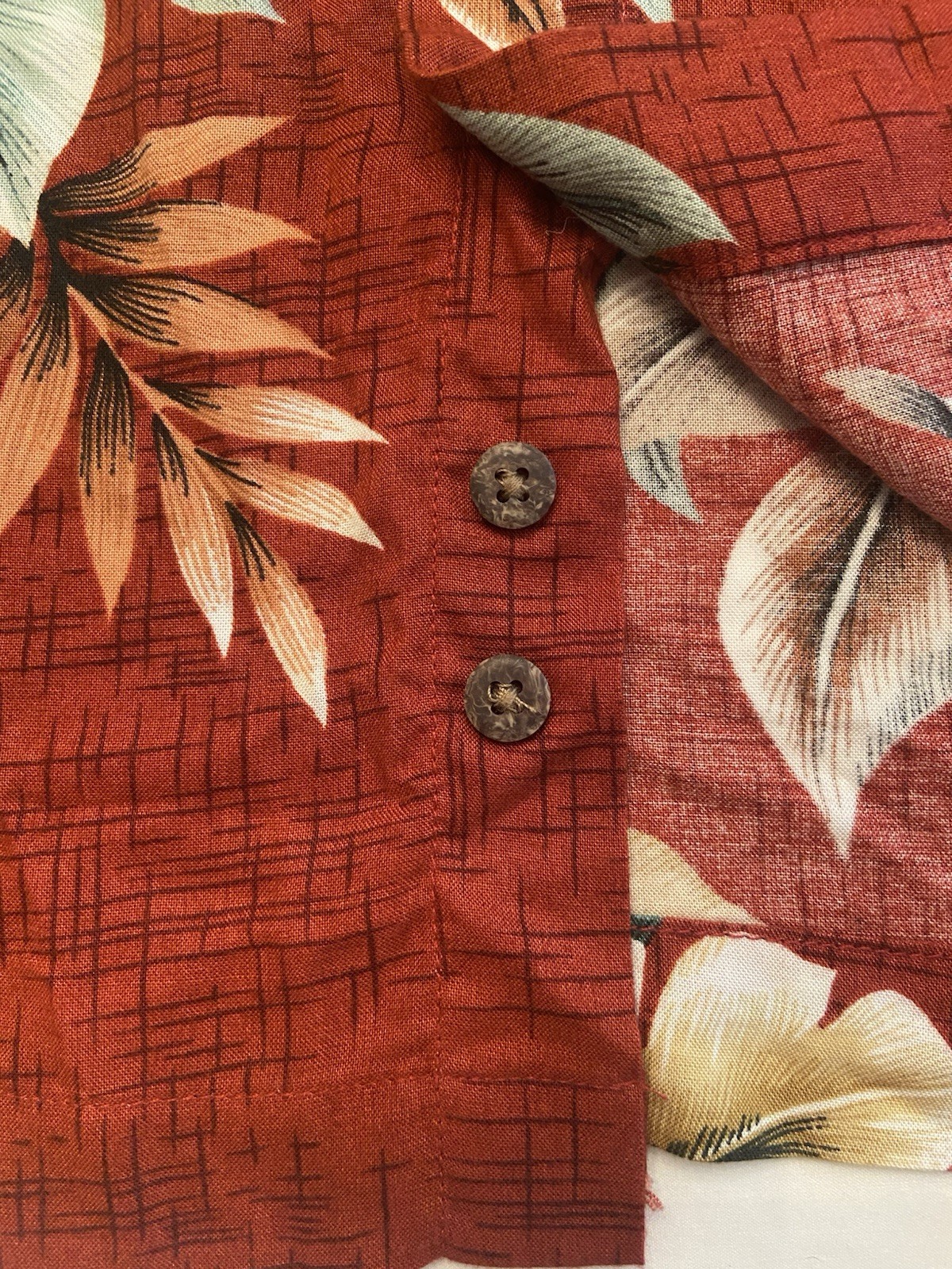 David Taylor Collection Men’s XL Rayon Woven Hawaiian Tropical Floral Shirt Red