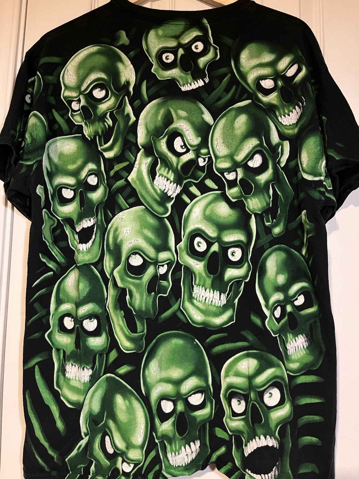 Liquid Blue 2017 Green Skull All Over Print AOP Tee L | Y2K Grunge Goth Vintage