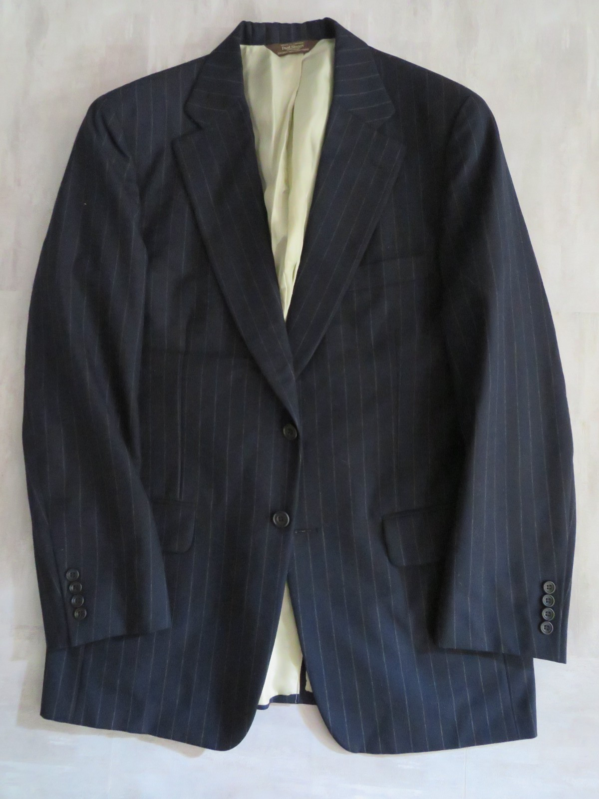 Paul Stuart woven in Scotland navy blue bold chalk stripe canvas suit 41-42 R