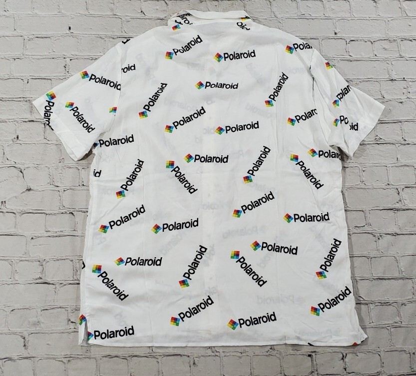 Polaroid Logo All Over Print Button Up Shirt MENS SIZE MEDIUM