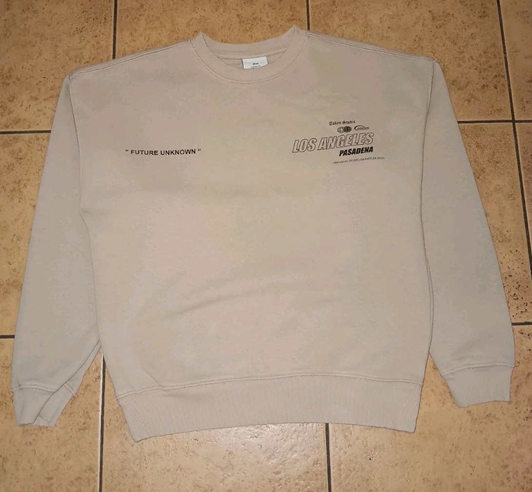 H&M “Future Unknown” Relaxed Fit Tokyo Studio Los Angeles Pasadena Crewneck S