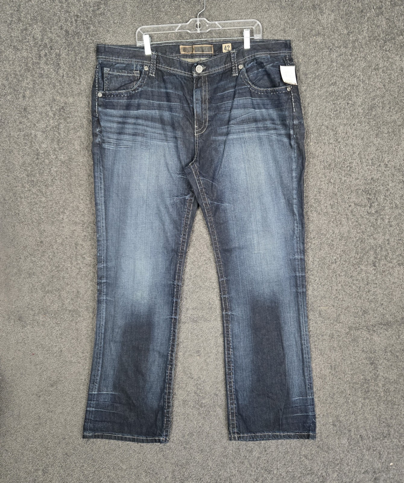 Buckle BKE Derek Jeans Men’s 42 (Fits 44×33) Dark Wash Whiskered Fade NEW NWT