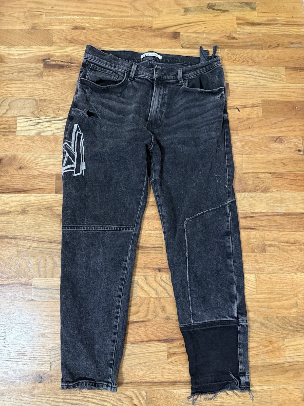 Zara Men’s Black Skinny Slim Fit Jeans (Discontinued and original price $99.90)