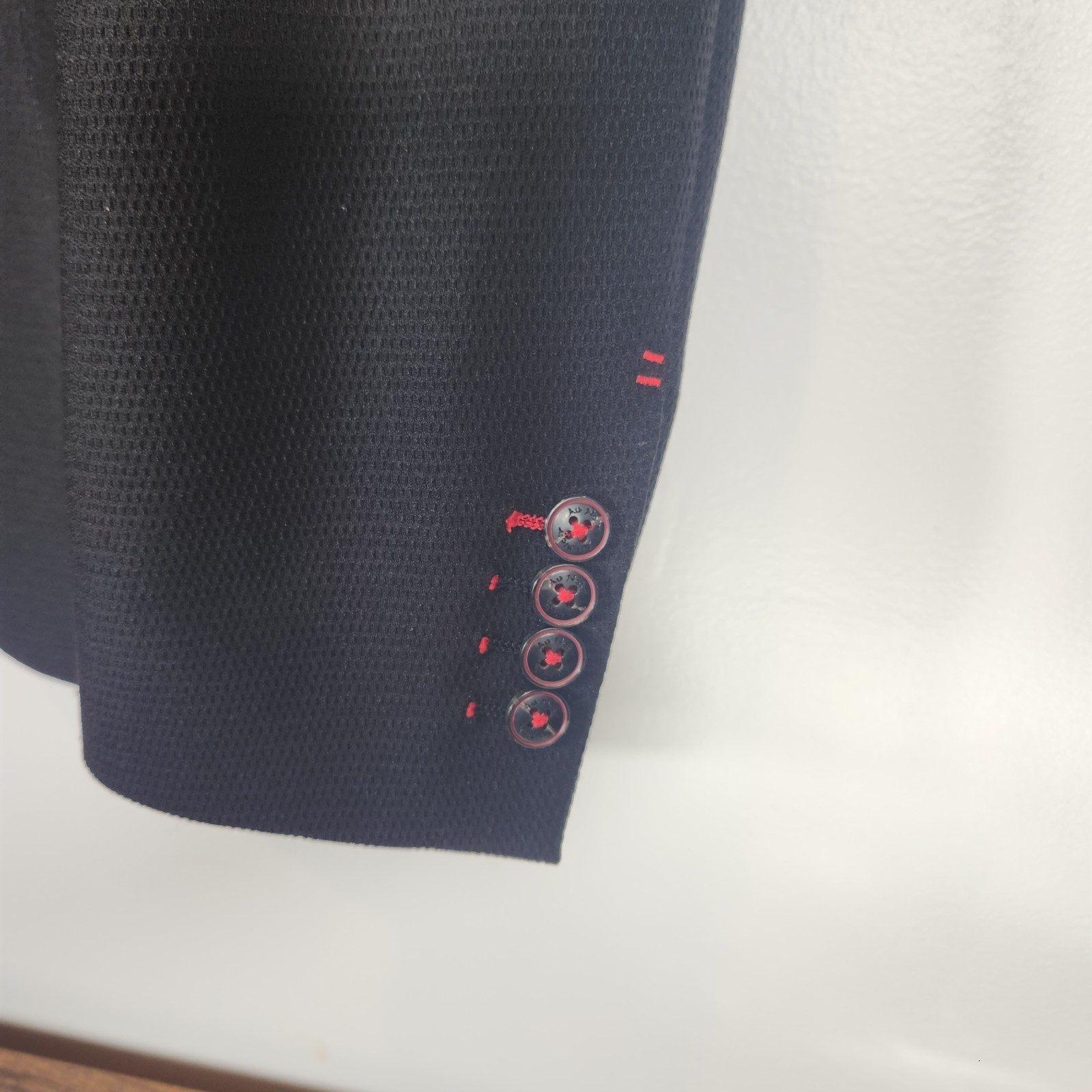 Au Noir Men’s Sports Coat / Jacket / Blazer – 38R – Black in EUC
