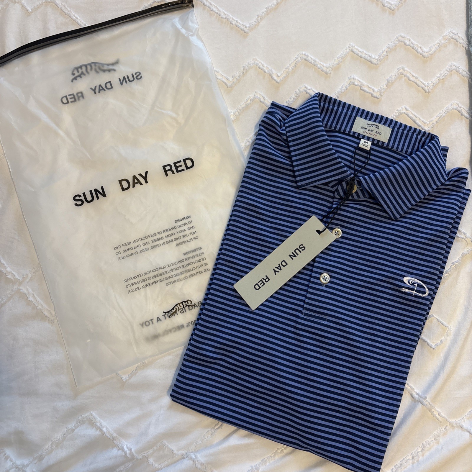 Sun Day Red Pioneer Stripe Polo Estate Blue M Short Sleeve Collared Men’s Logo