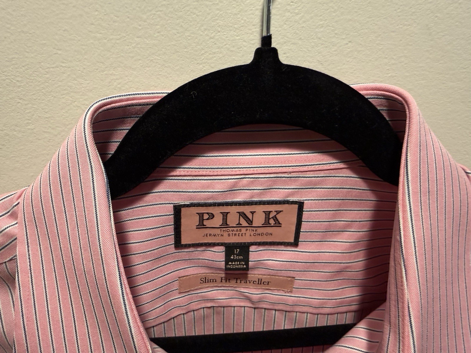 Thomas Pink London Slim Fit Traveller Dress Shirt Pink Navy Stripe 17 / 43cm