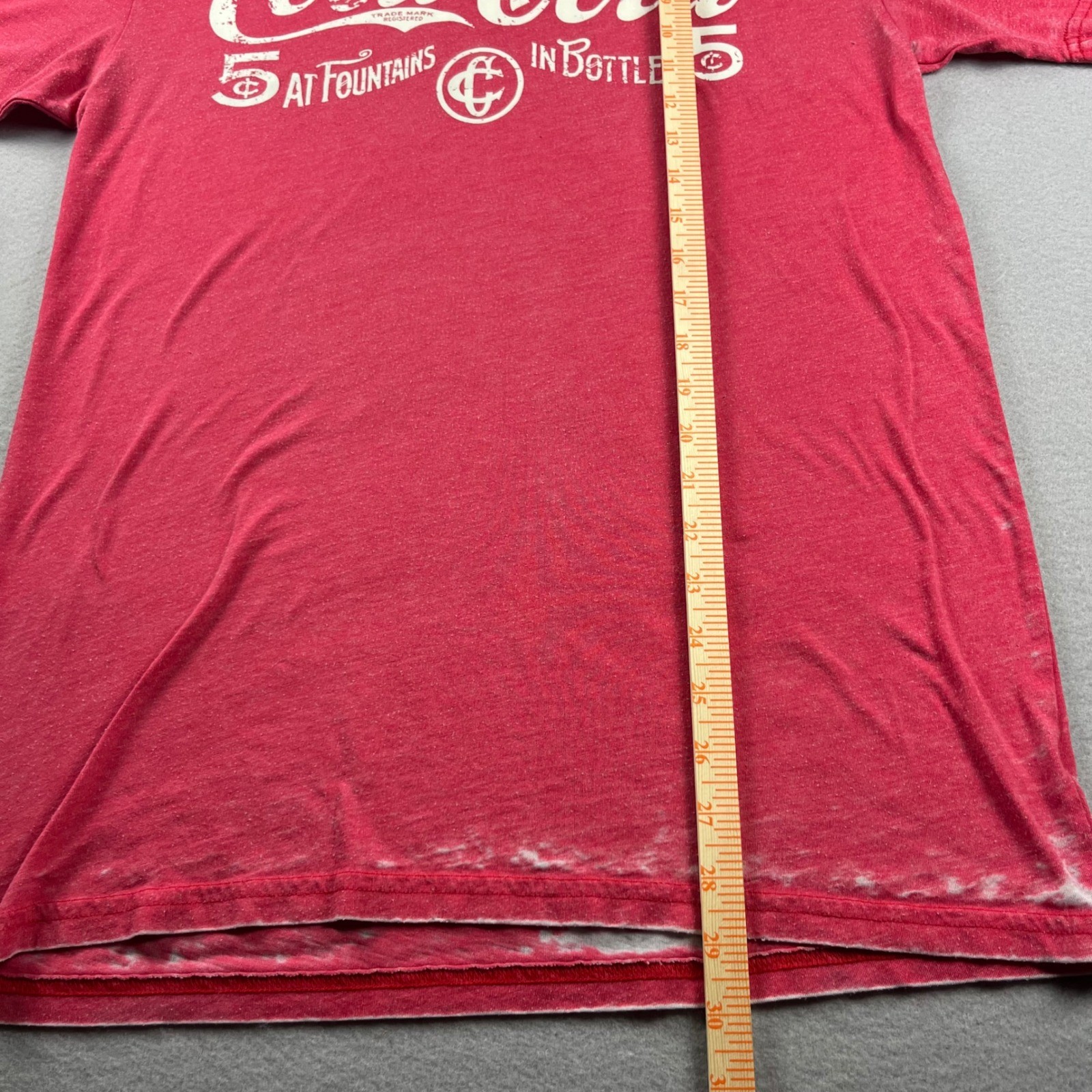 Coca-Cola Mens Graphic T-Shirt Red Heather Distressed Vintage Style Medium USA