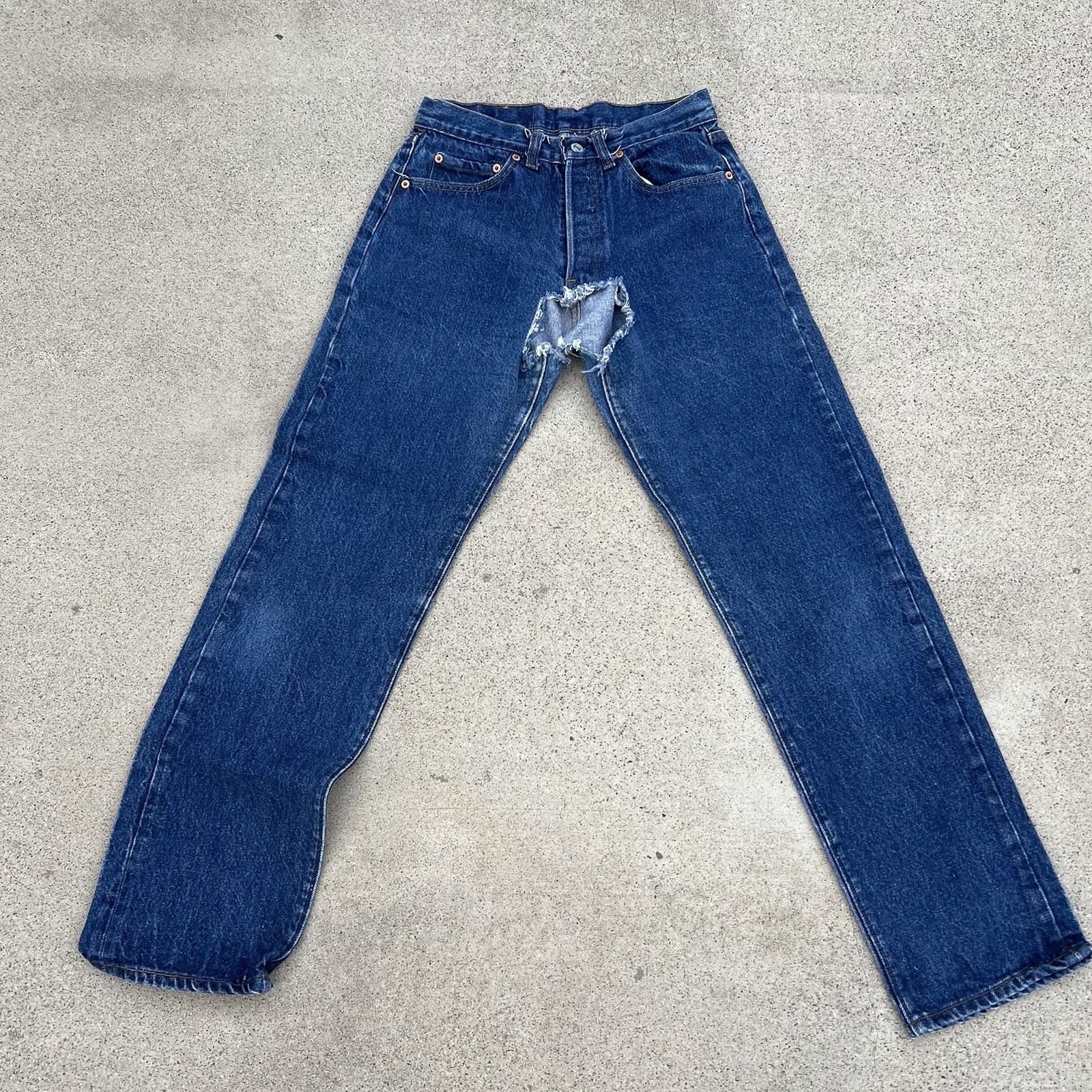 Vintage Levi’s 501 Made In USA 32×34 Actual 26×30 Distressed Read