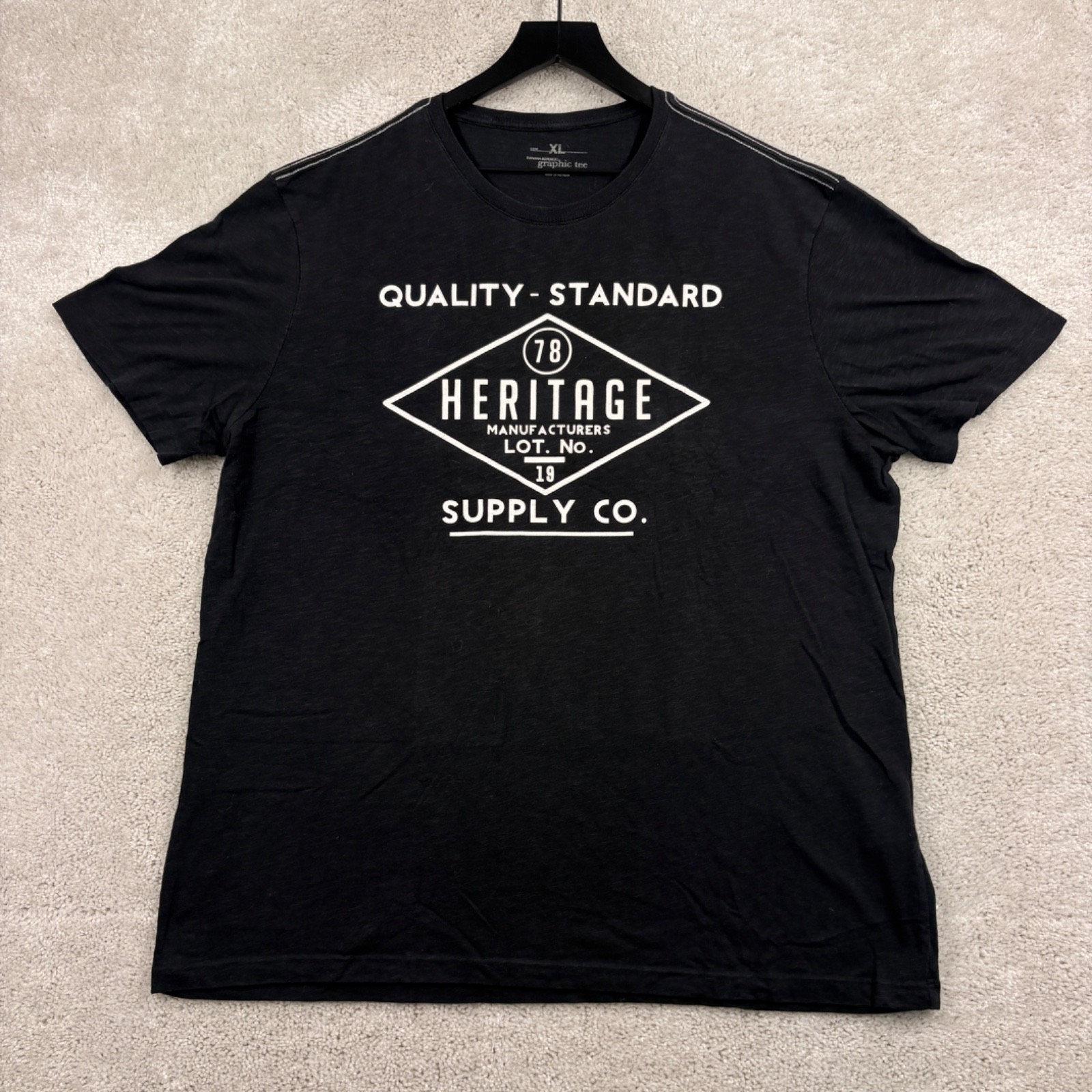 Banana Republic Collector T Shirt Mens XL Black Short Sleeve Graphic Heritage