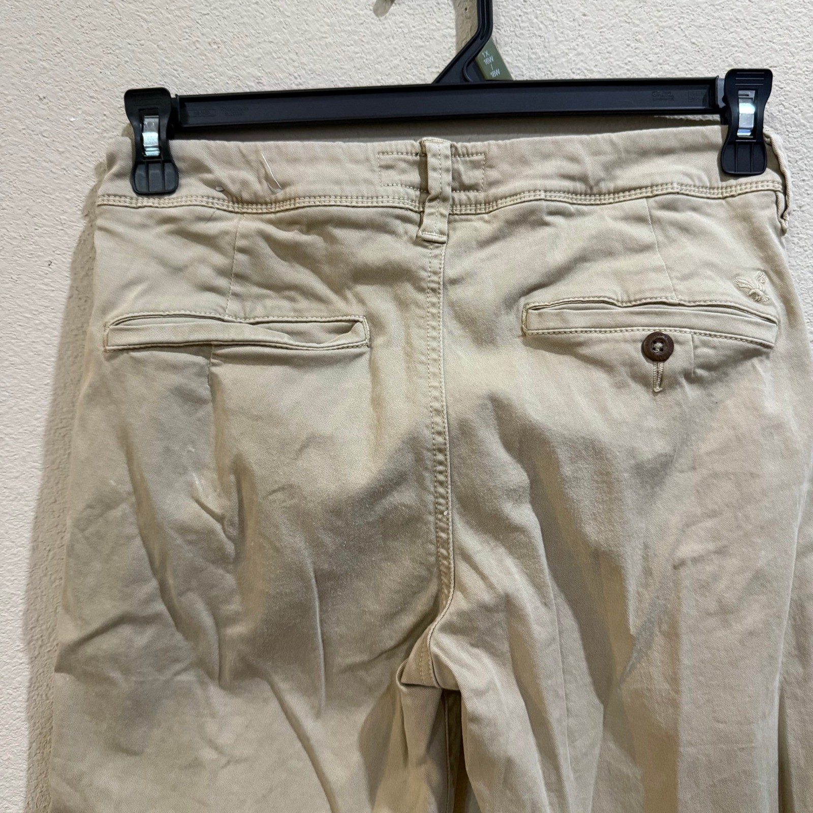 American Eagle Mens 28×30 Slim Straight Khaki Pants Extreme Flex Casual