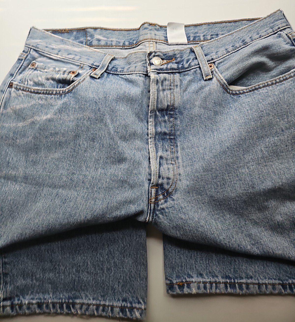 Vintage Levi’s 501 36×34 (35×32 Actual Size) Button Fly
