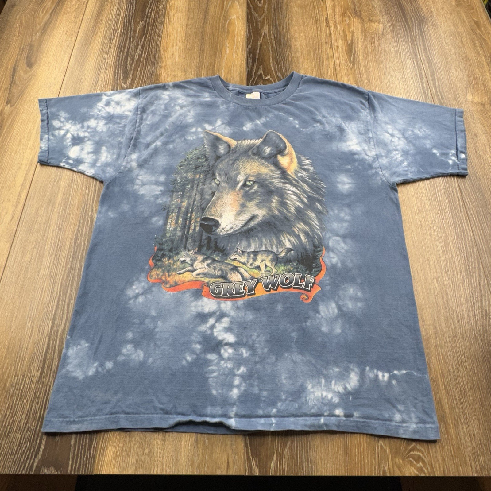 Vintage Wolf Shirt Mens XL Blue Bleach Dyed Grey Wolf Wildlife Nature 90s Tee