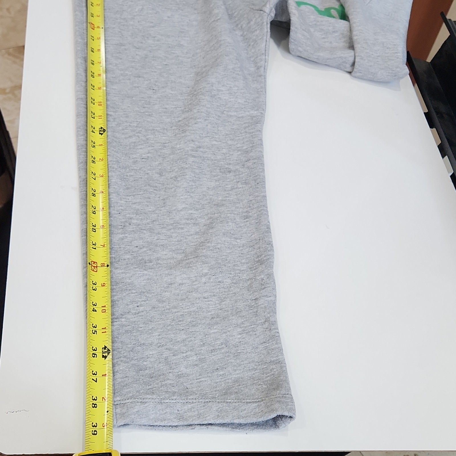 PlatoCratic Men’s Gray Fleece Sweatpants L Drawstring Pockets Straight Leg
