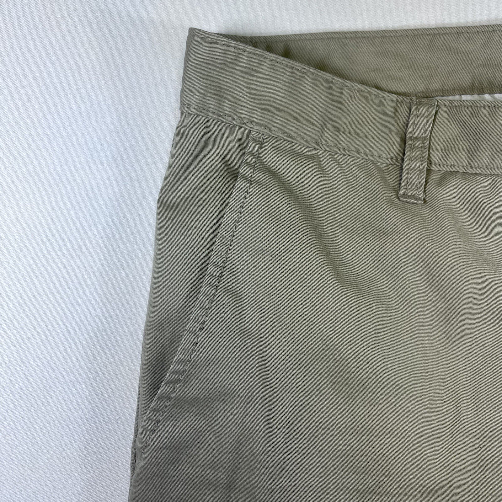 Old Navy Mens Pants 38 x 30 Khaki Tan Taper Chino Stretch Flex RN 54023 Uniform
