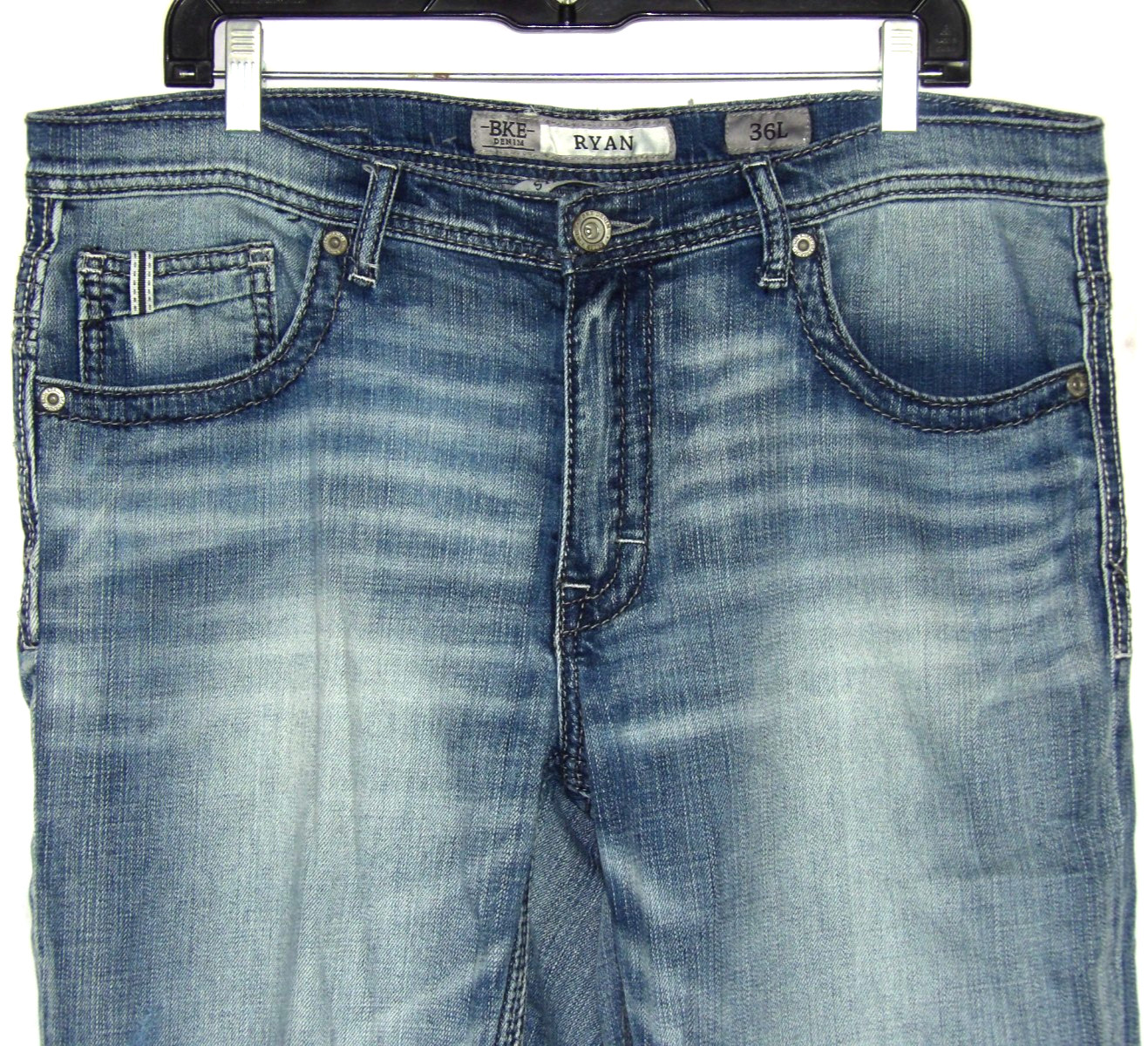 Buckle BKE Medium Wash Stretch RYAN Straight Leg Denim Jeans Men’s 36 X 34