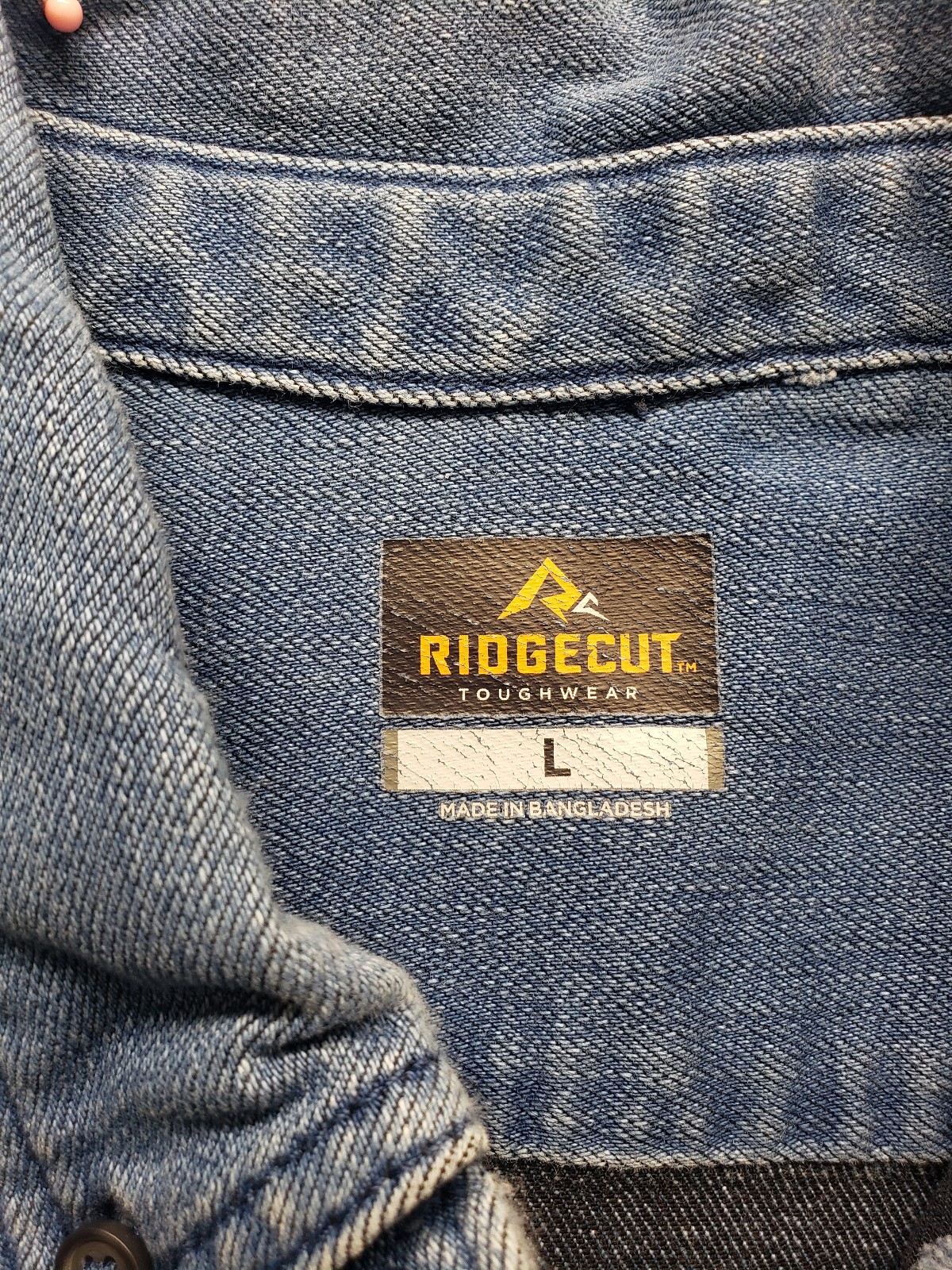 Ridgecut Men Shirt L Blue Denim Button Up Collared Pockets Long Sleeve Stretch