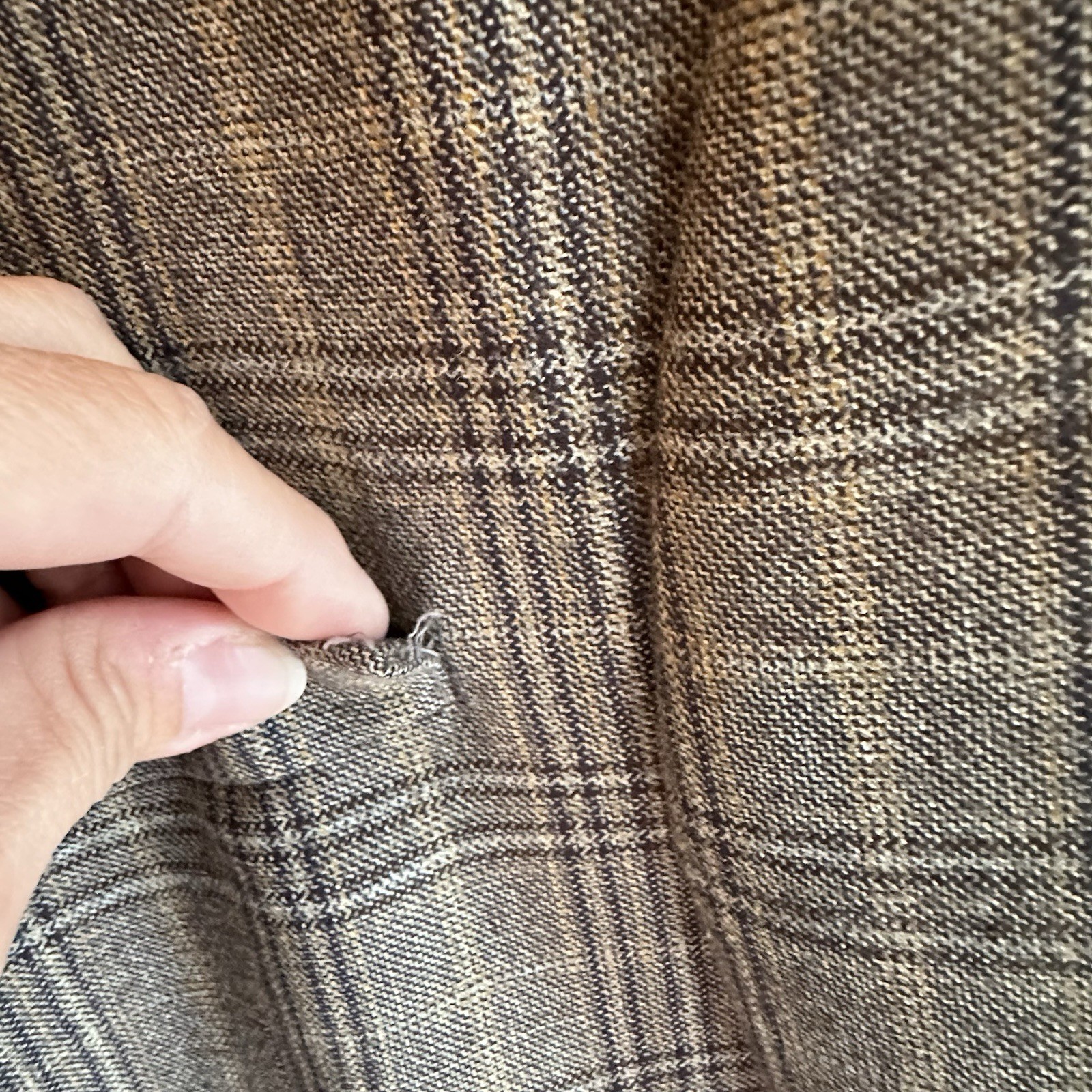 Jos A Bank Tan Glen Plaid 100% Wool Blazer Sport Coat Men’s Sz 44L