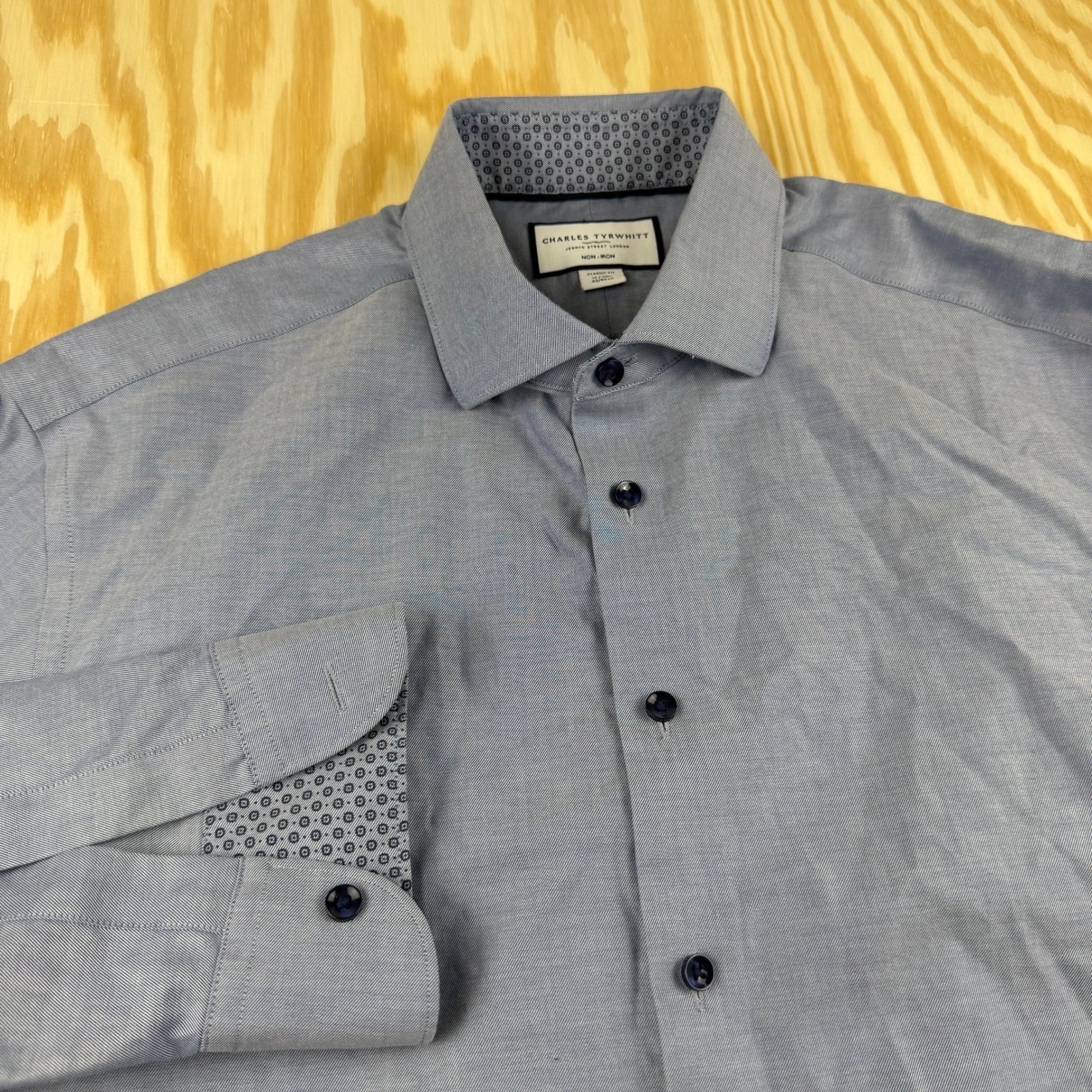 Charles Tyrwhitt Mens Classic Fit Non-Iron Dress Shirt Blue Twill 17/34 43/86cm