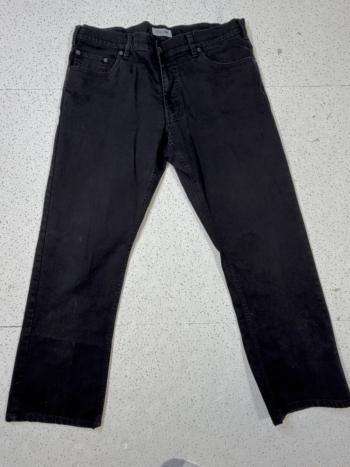 Kenneth Cole Reaction Jeans Men’s 36×30 Washed Black Straight Leg