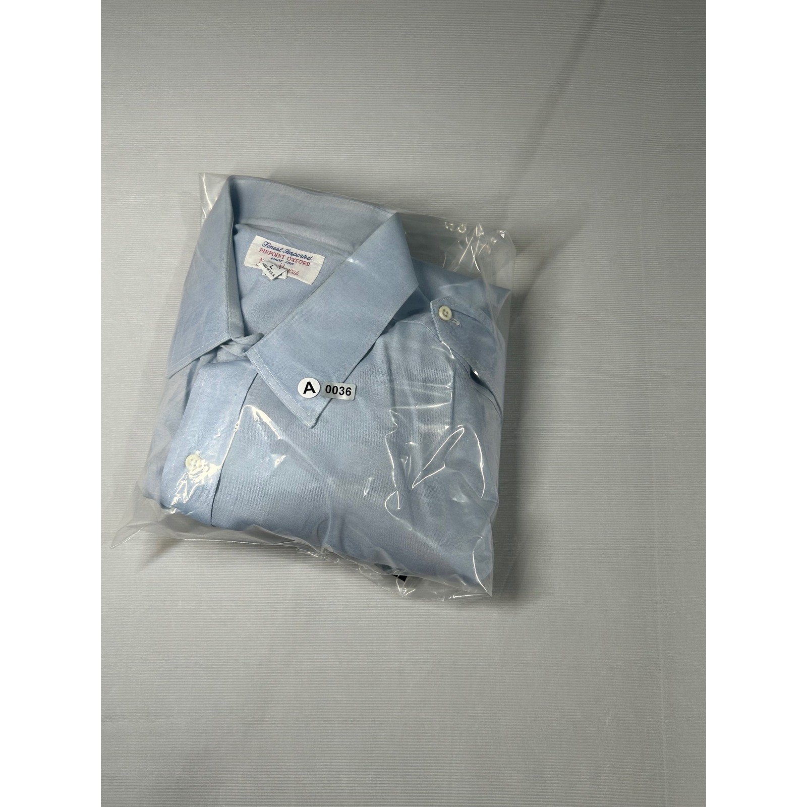 Neiman Marcus Mens Blue Pinpoint Oxford Short Sleeve Epaulet Shirt Size L USA